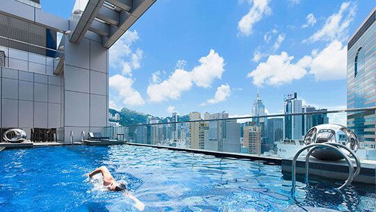 香港铜锣湾皇冠假日酒店