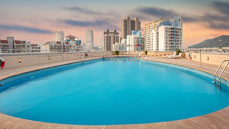 珠海粤财皇冠假日酒店