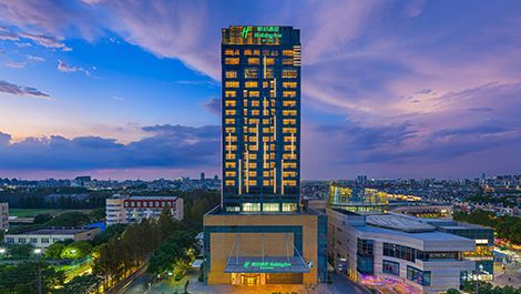 上海闵行中心假日酒店