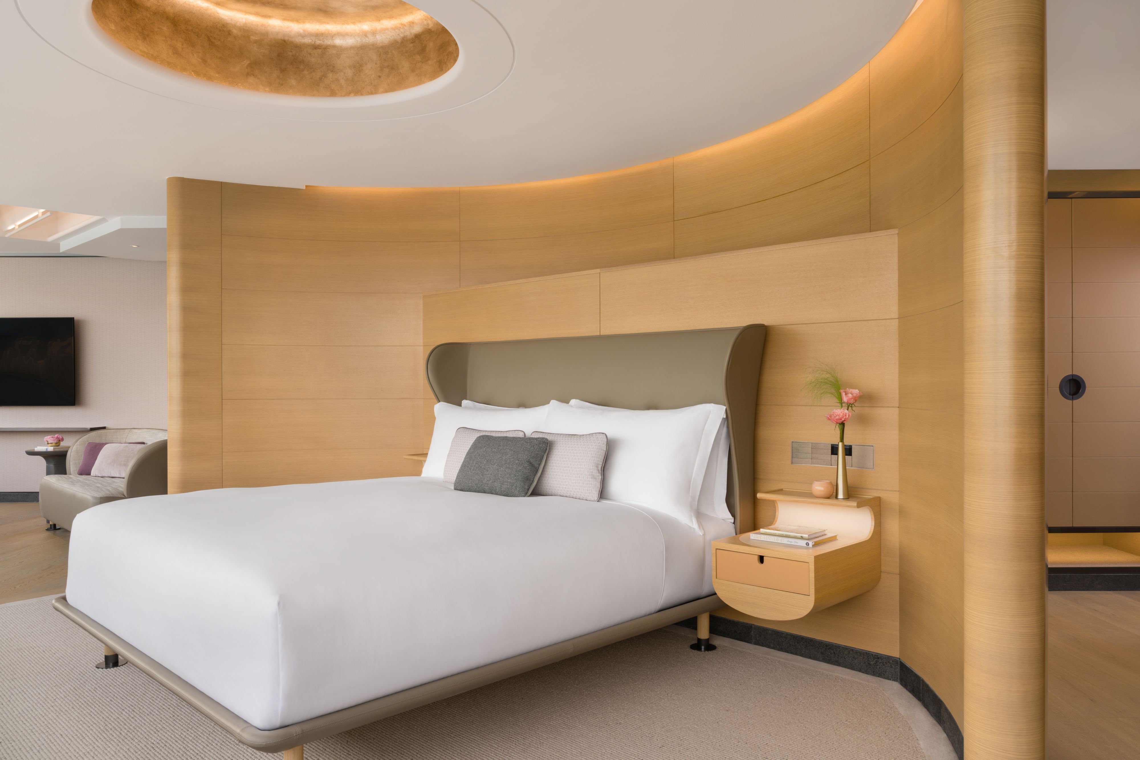 Regent Featured Room