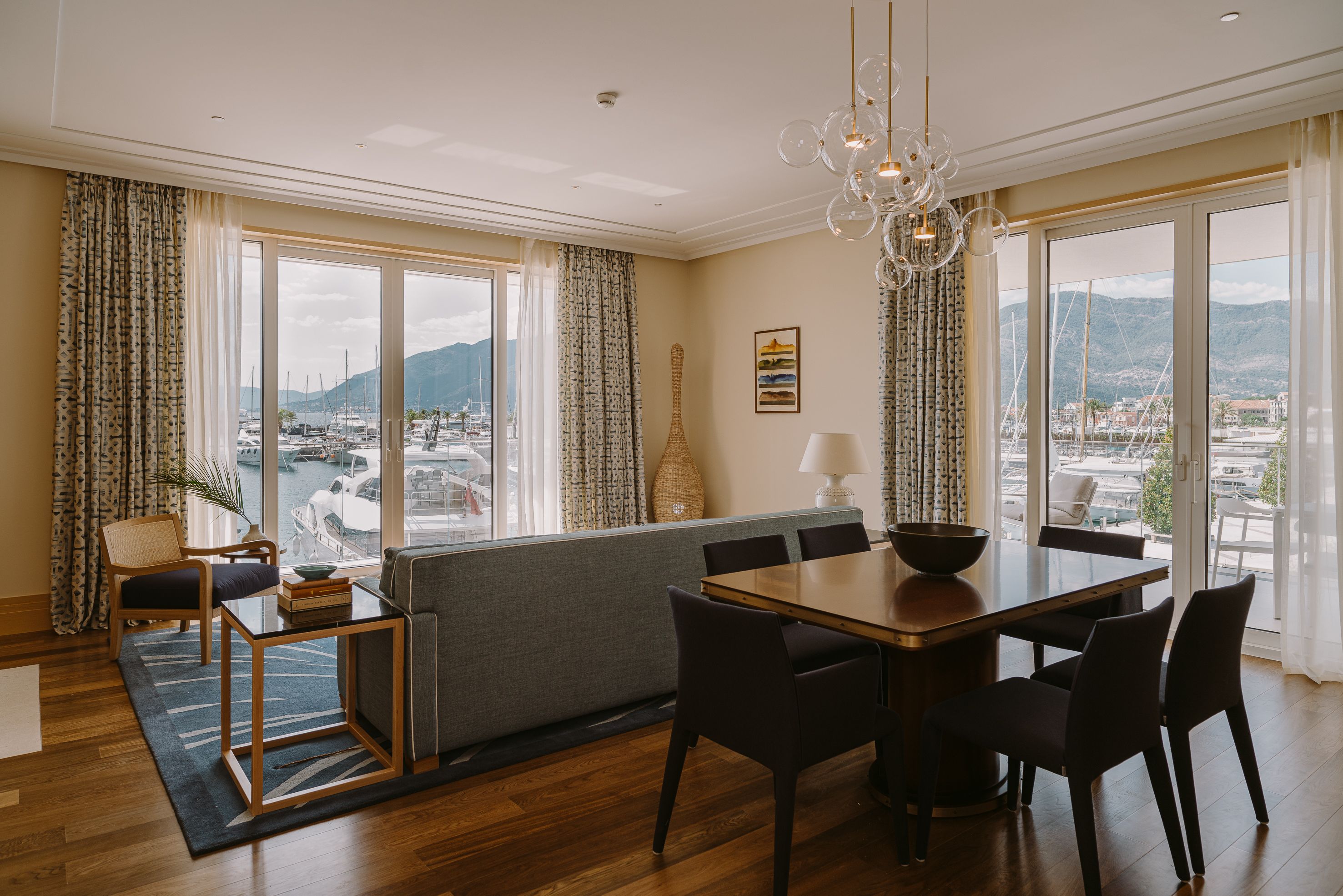 Regent Featured Room