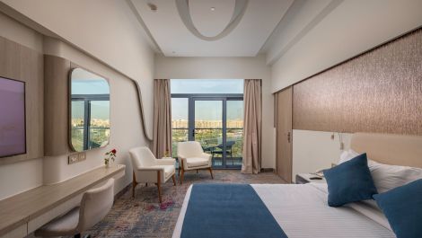 Room at Crowne Plaza Alexandria Mirage