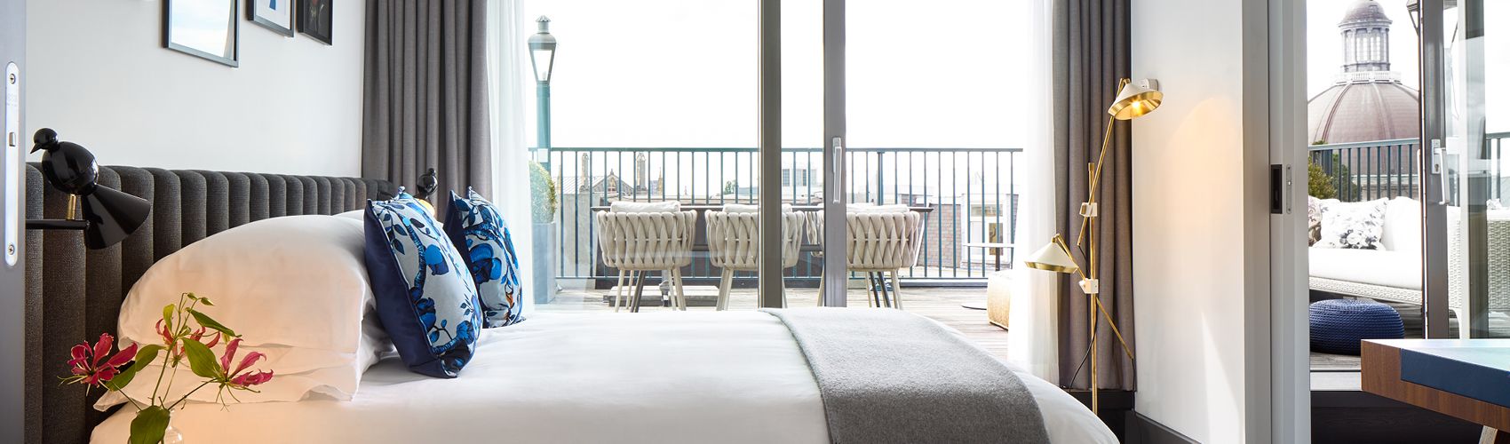 带户外阳台的高档酒店套房