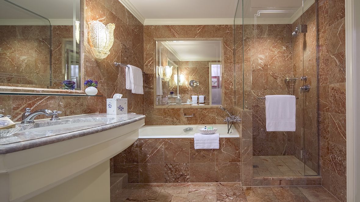 Regent Featured Room