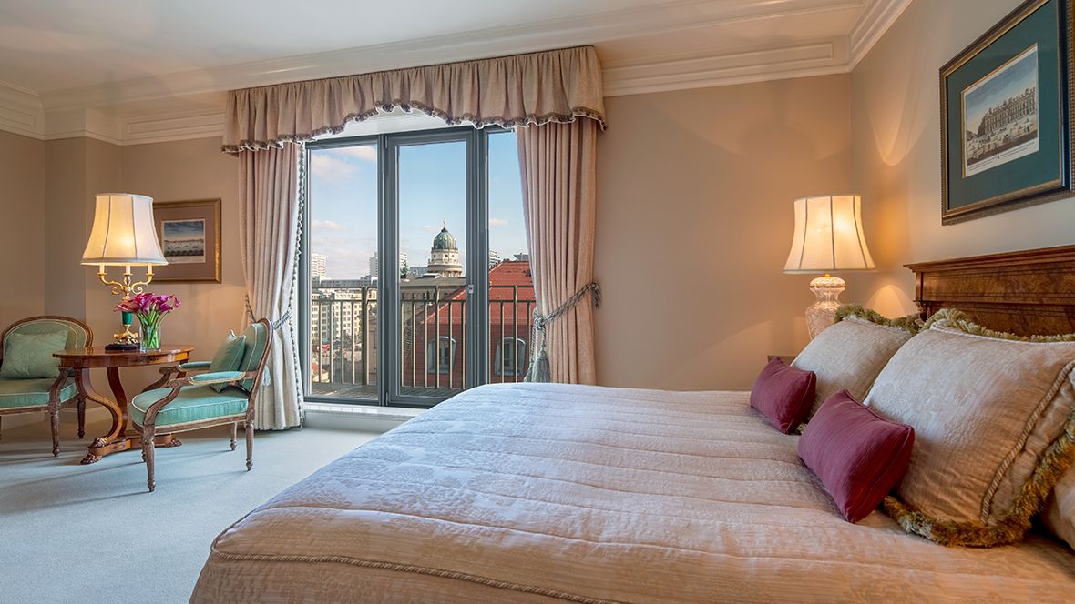 Regent Featured Room