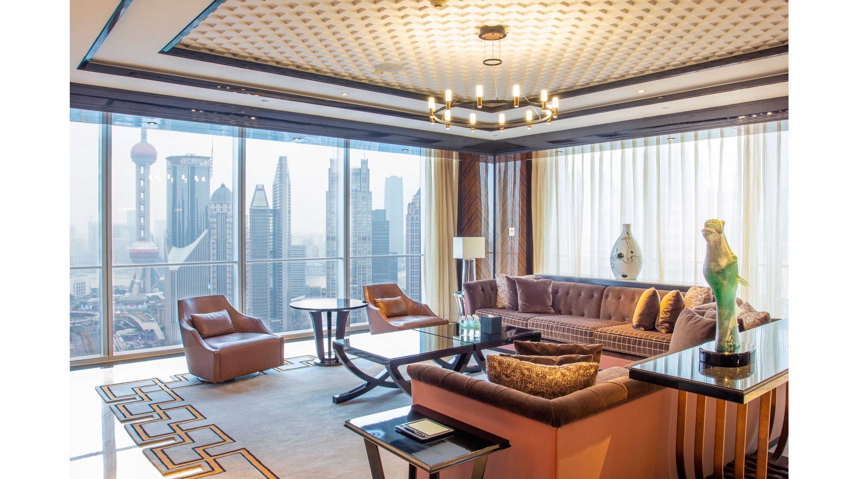 Shanghai Presidential suite sitting room