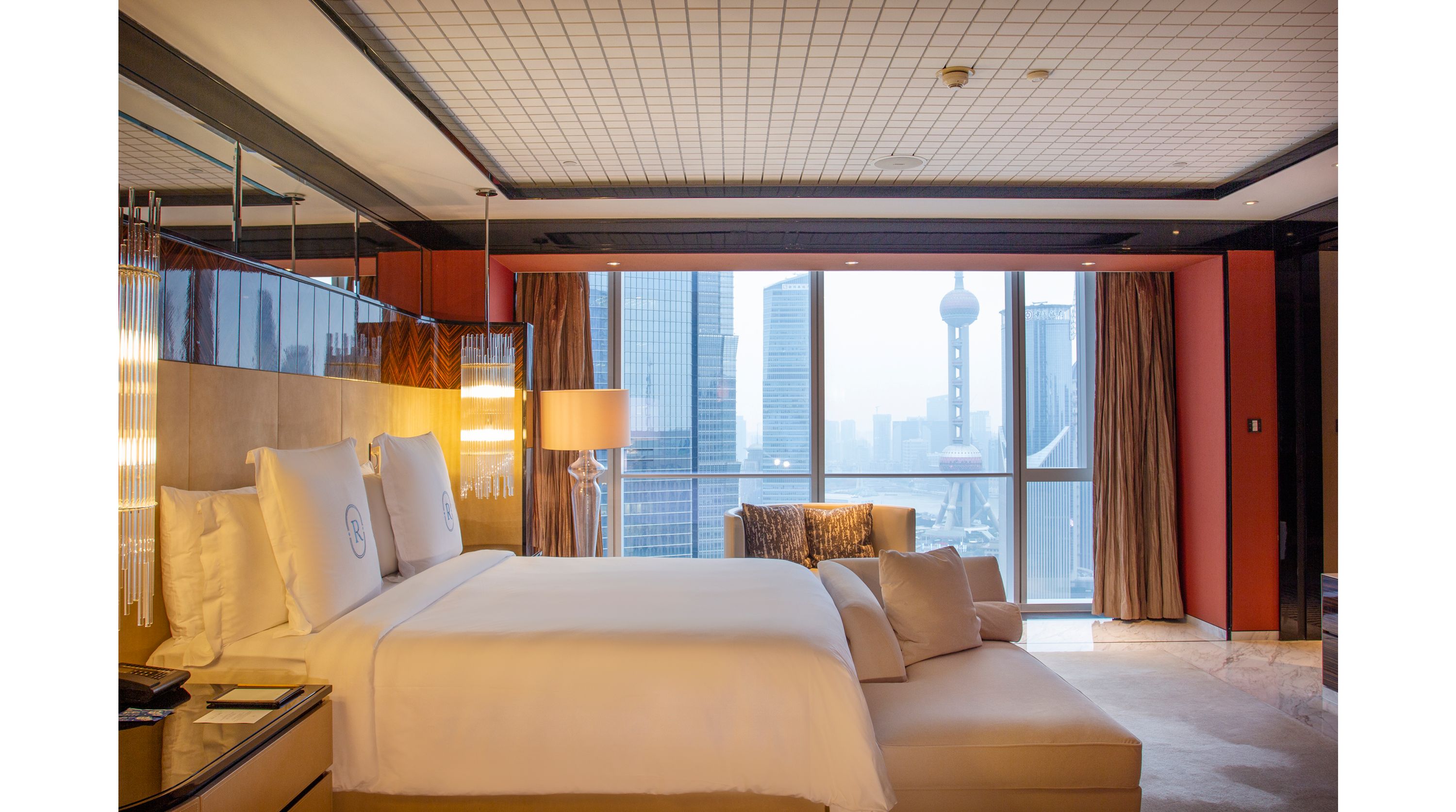 Presidential suite bed view