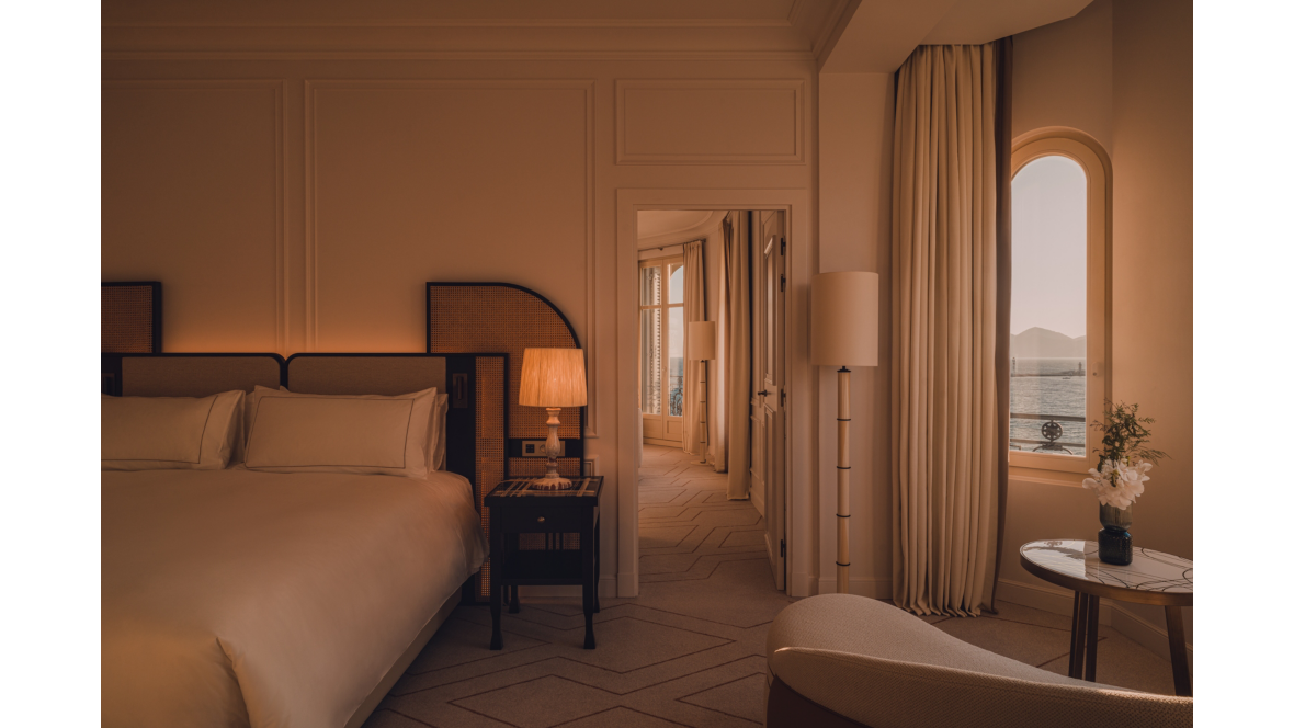 Regent Featured Room