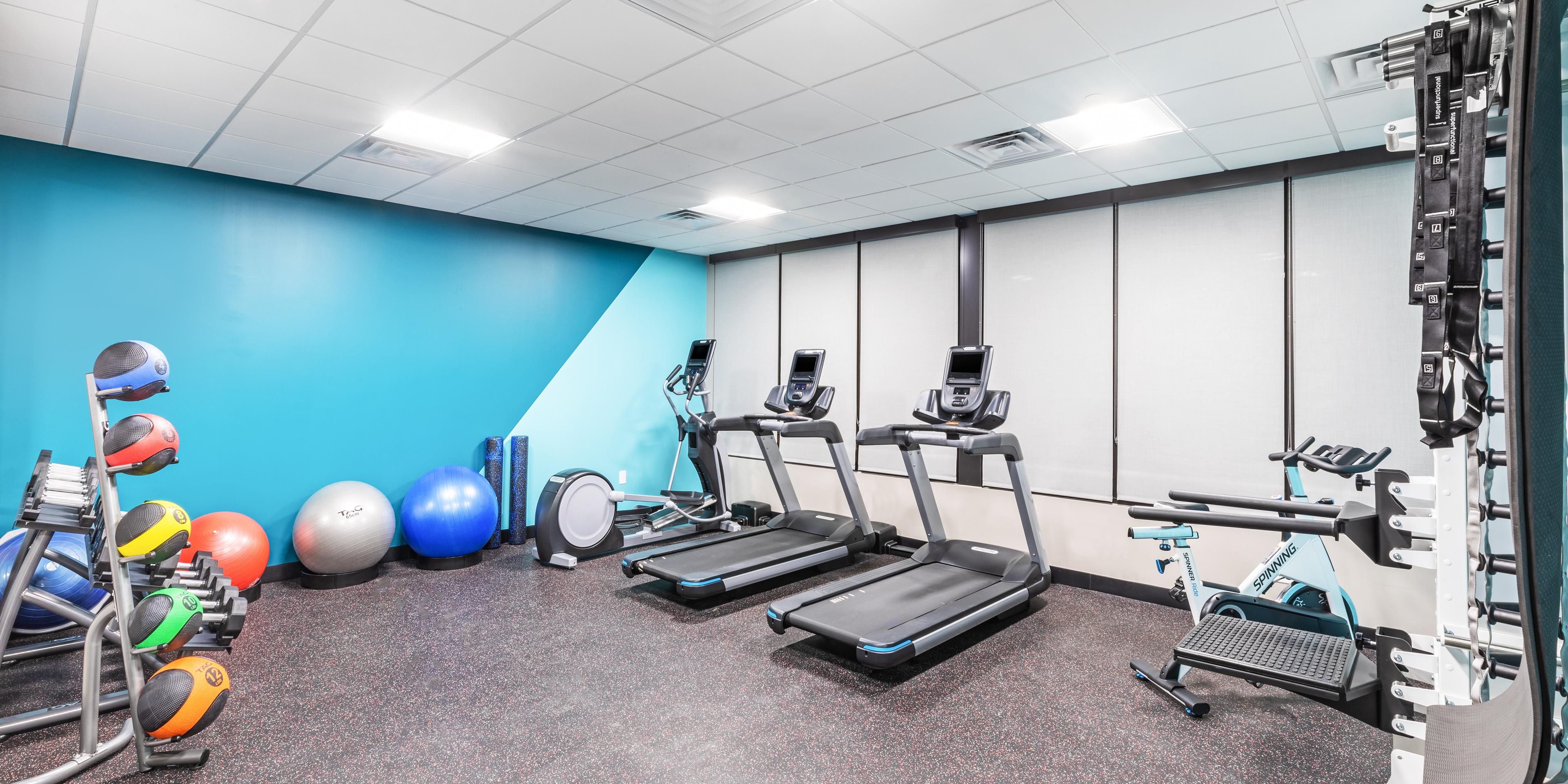Our hotel in Bentonville, Arkansas, features a 24-hour gym so guests can maintain their fitness routine during their stay. The gym is equipped with cardio, resistance, and weight training equipment, including treadmills, spin bikes, ellipticals, and free weights. 