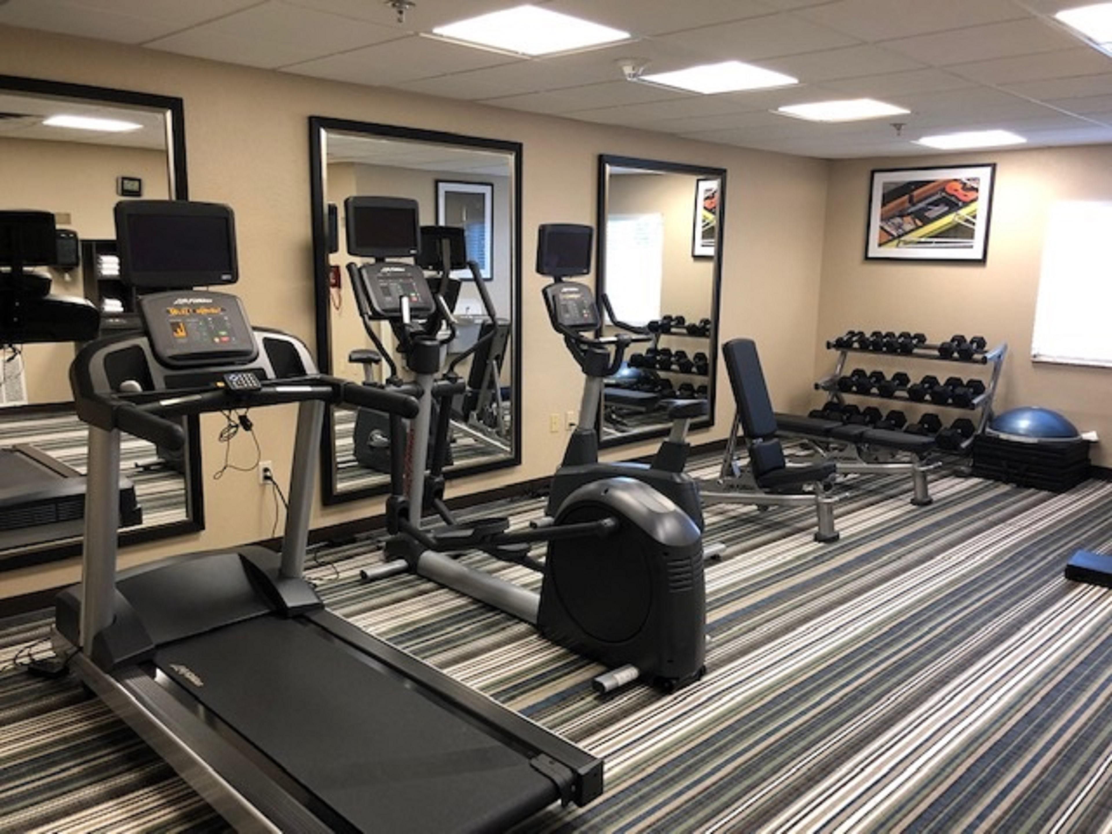 24 Hour Fitness Center For Your Workout Routine  