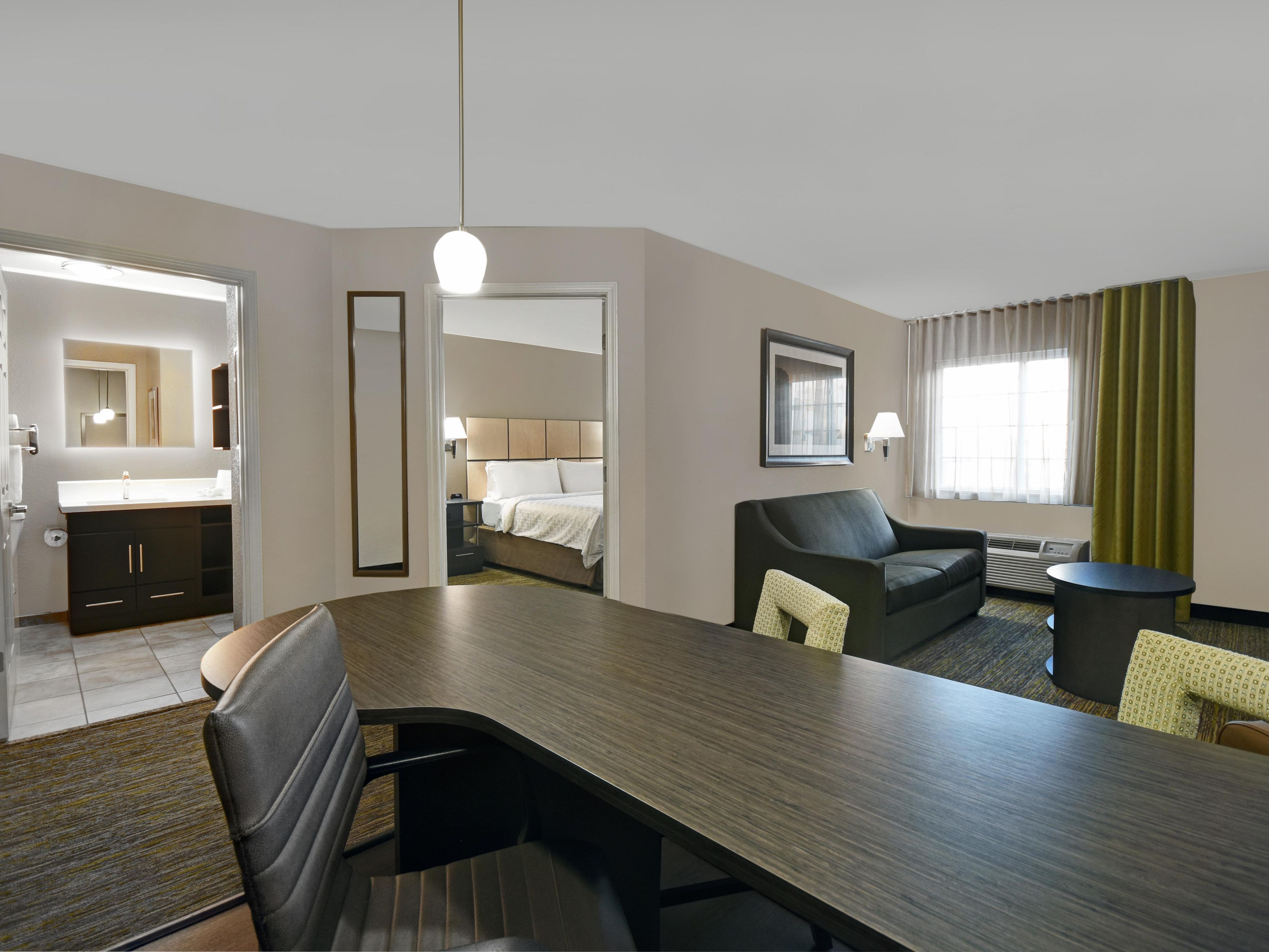 One Bedroom King Suite