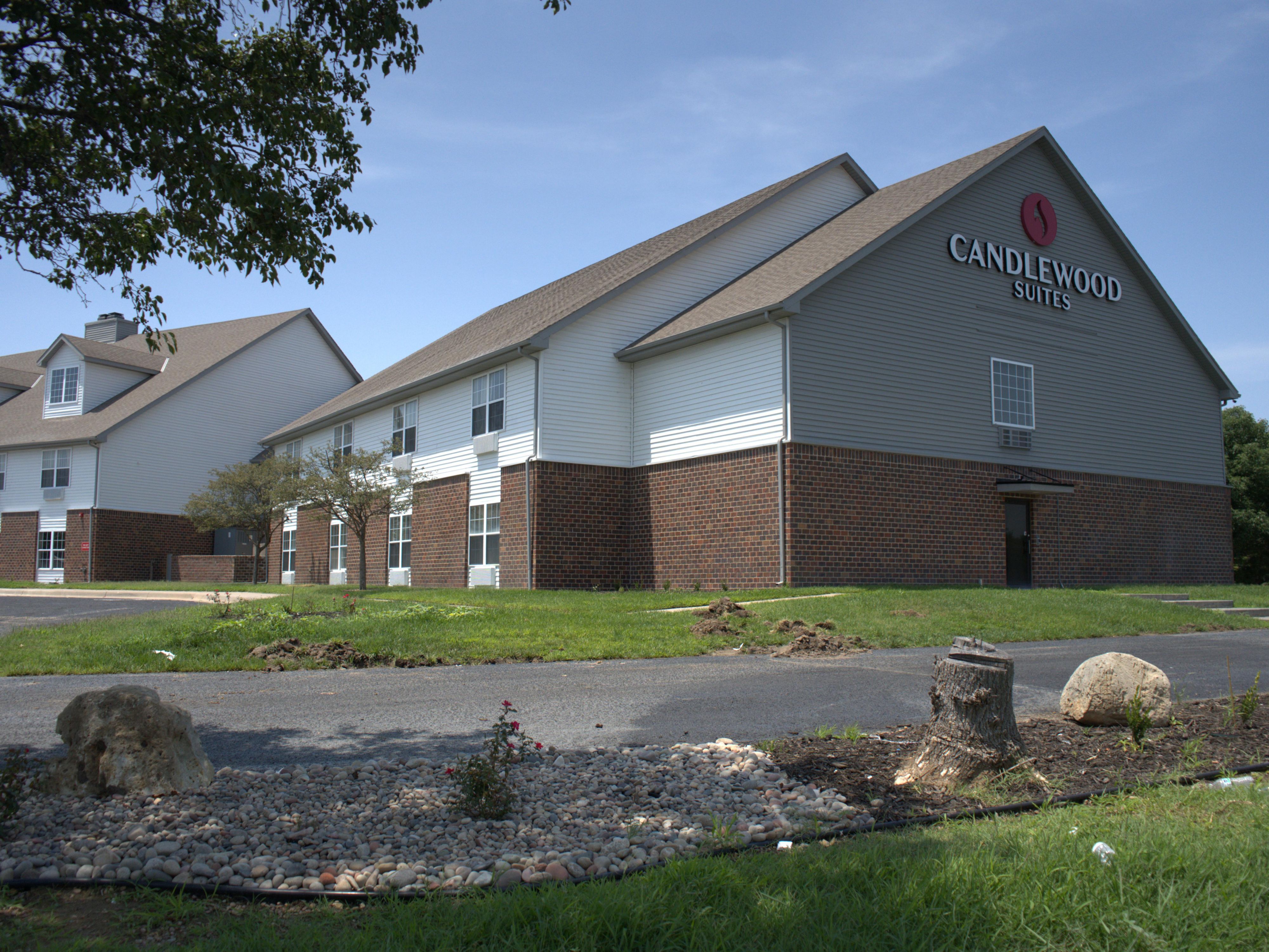 Enjoy complimentary parking when you stay with us!