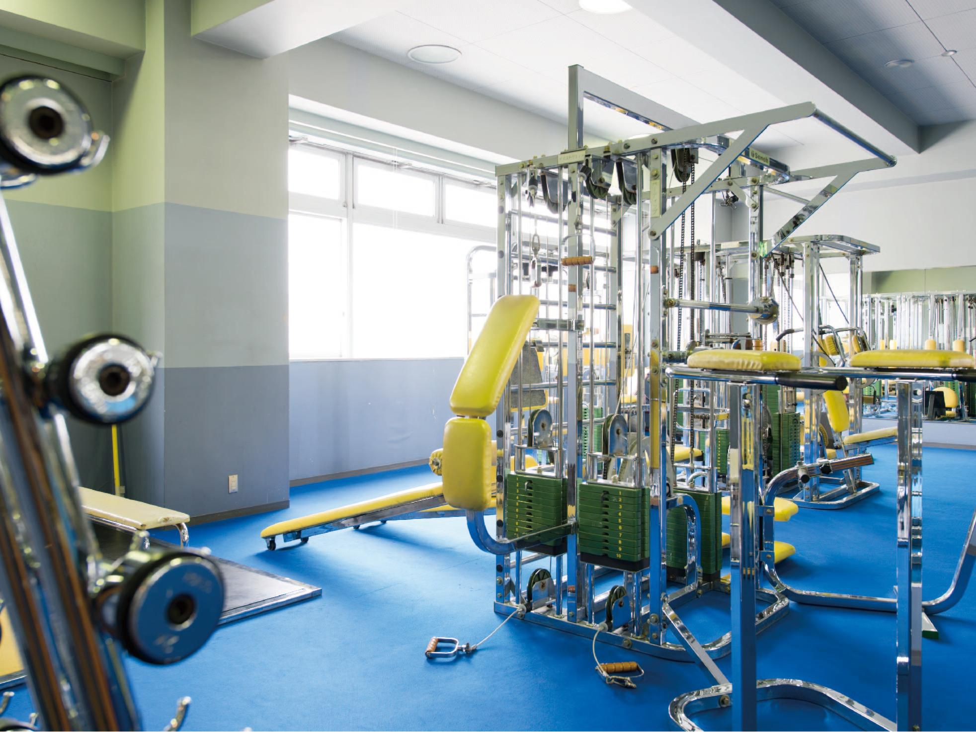 On the 6th floor, there is a fitness gym that supports total health and fitness. Please spend a moment to sweat it out and refresh yourself from daily fatigue.