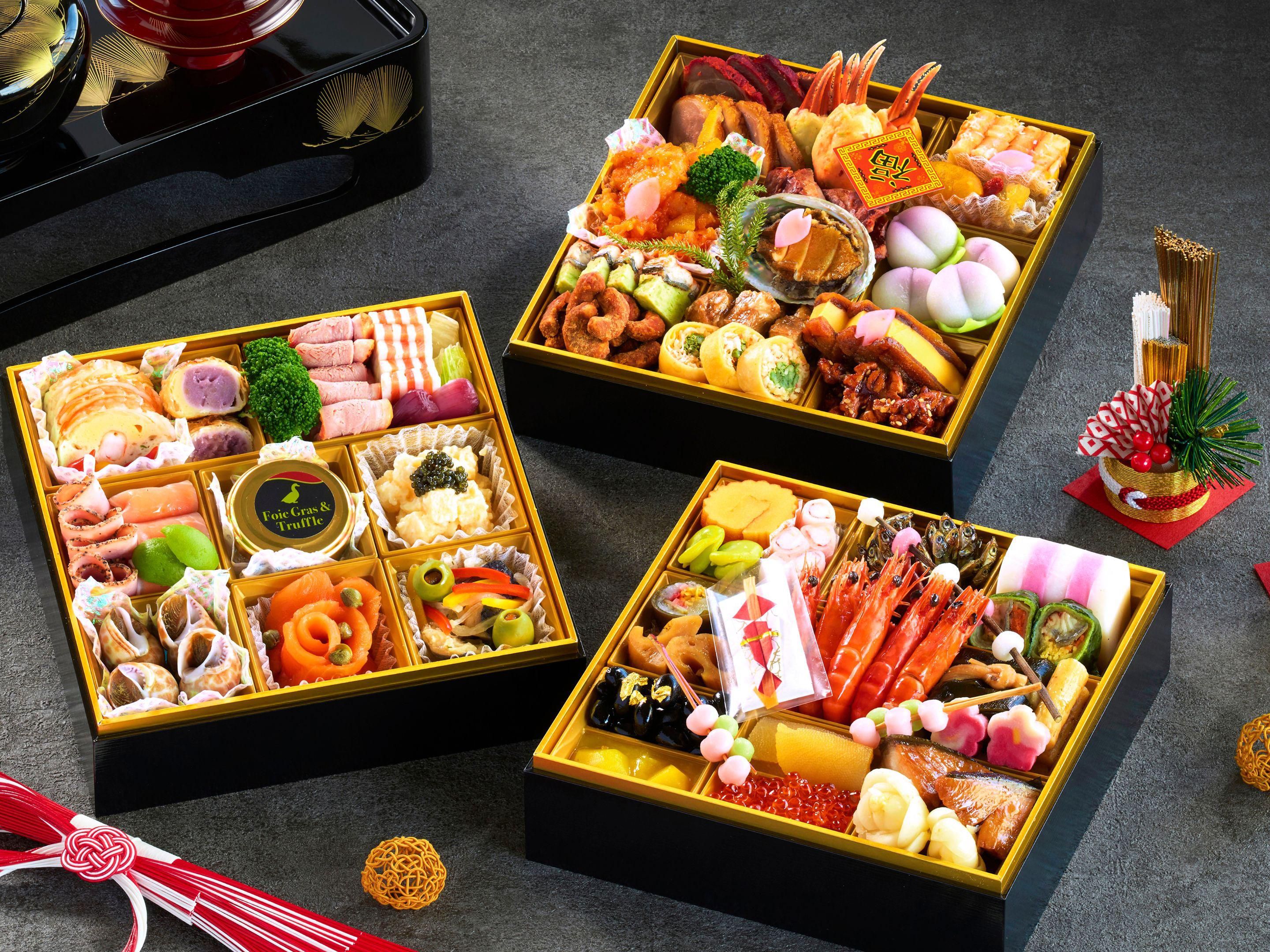 Celebrate the start of 2026 with our vibrant New Year's osechi, crafted from the finest ingredients. Choose from two-tier or three-tier boxes, Western-style hors d'oeuvres, or a special two-tier set for two.
- Reservations accepted until 24 December.