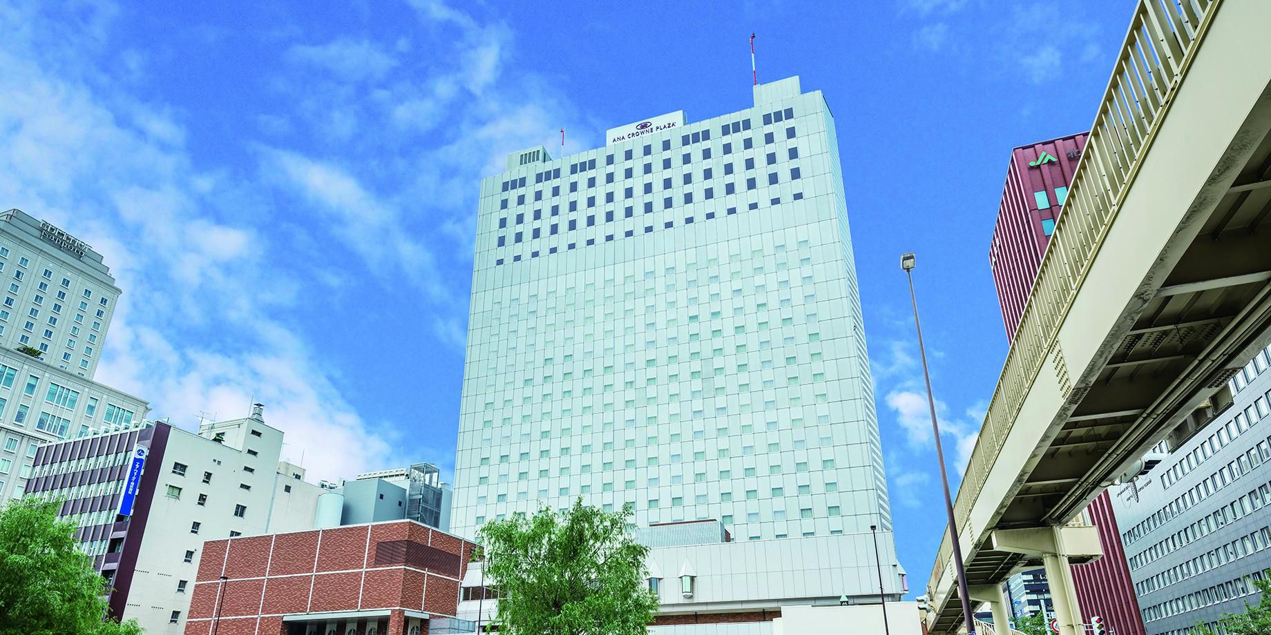 $hotelInfo.mediaDetails.welcomePhotos.primaryPhoto.caption}