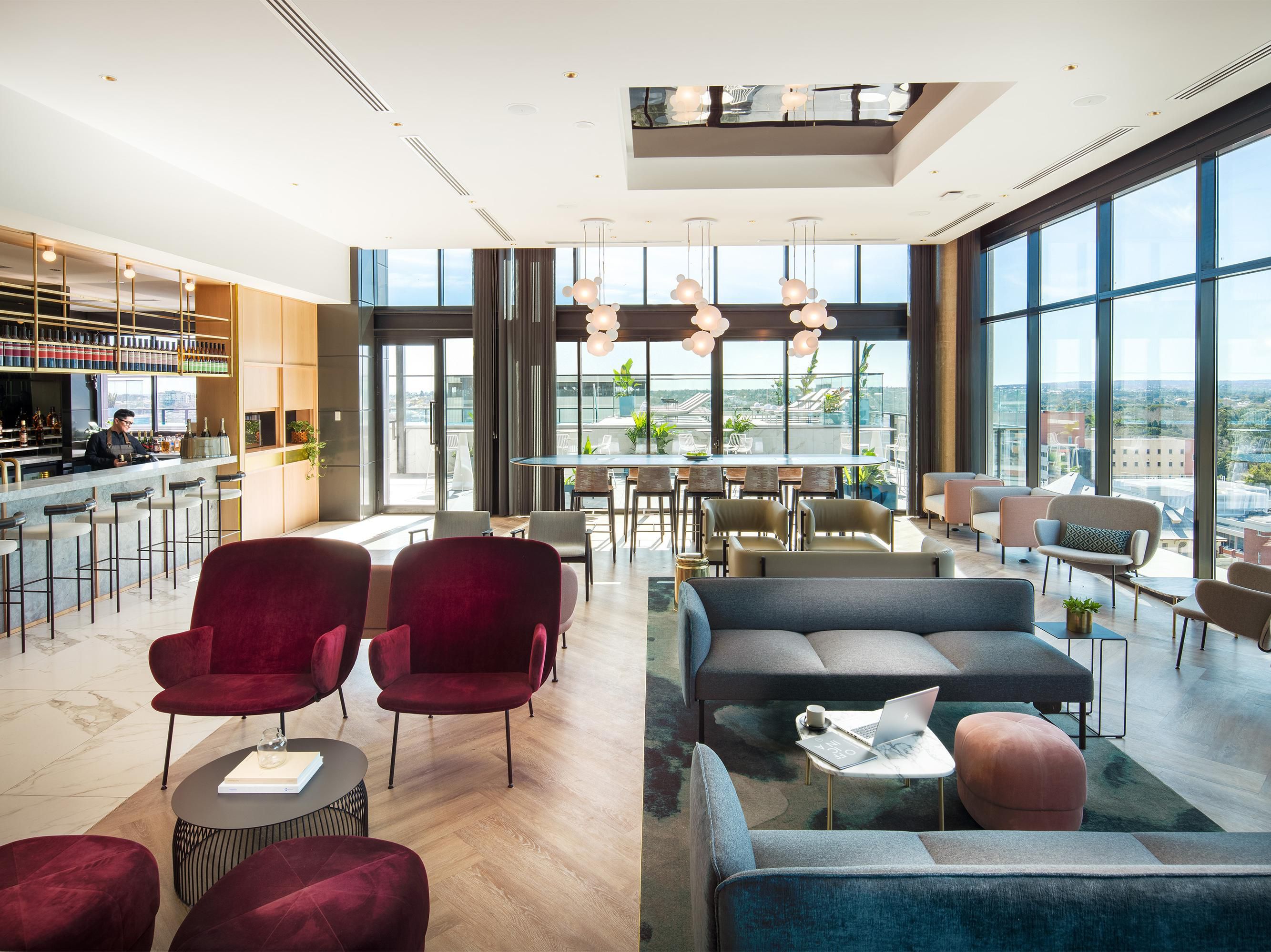 From day to night, discover Adelaide’s hidden gem: Luna10. Enjoy craft drinks, comfort food, and Japanese small plates beside the outdoor infinity pool. With dazzling city views, it’s the place to relax, connect, and watch the skyline come alive.