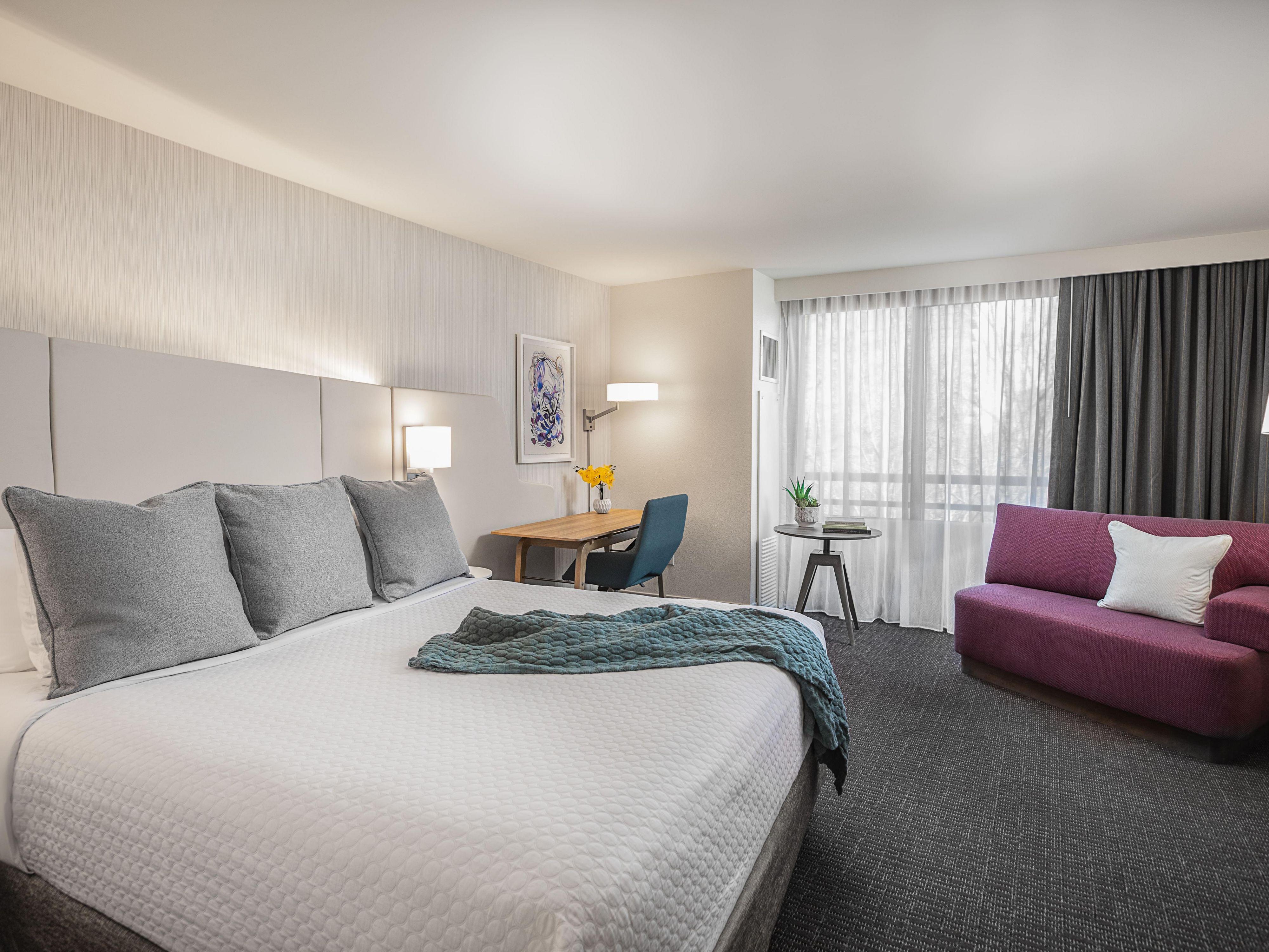 Sleep soundly in a King Premium Room in Atlanta.