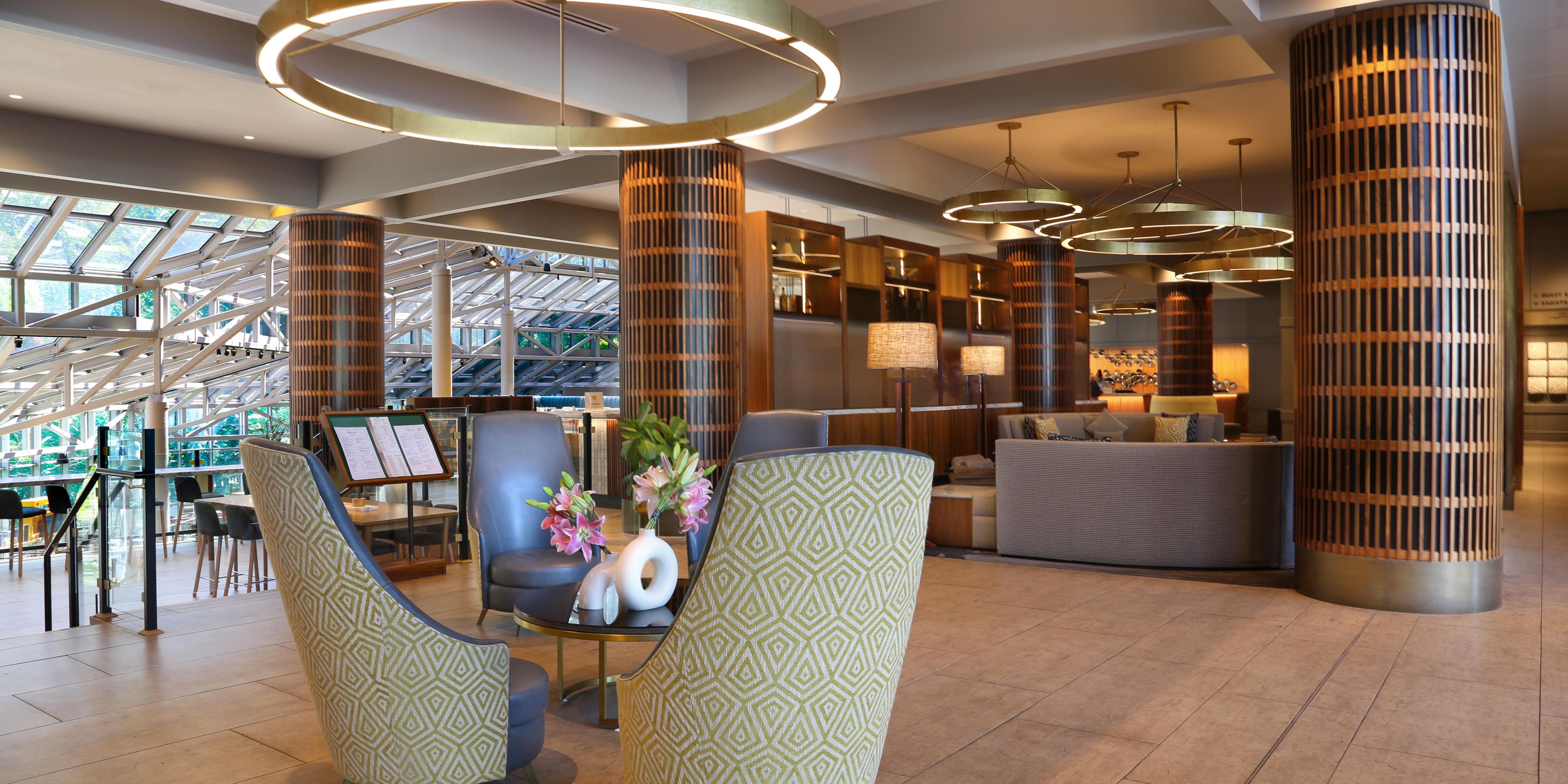 $hotelInfo.mediaDetails.welcomePhotos.primaryPhoto.caption}