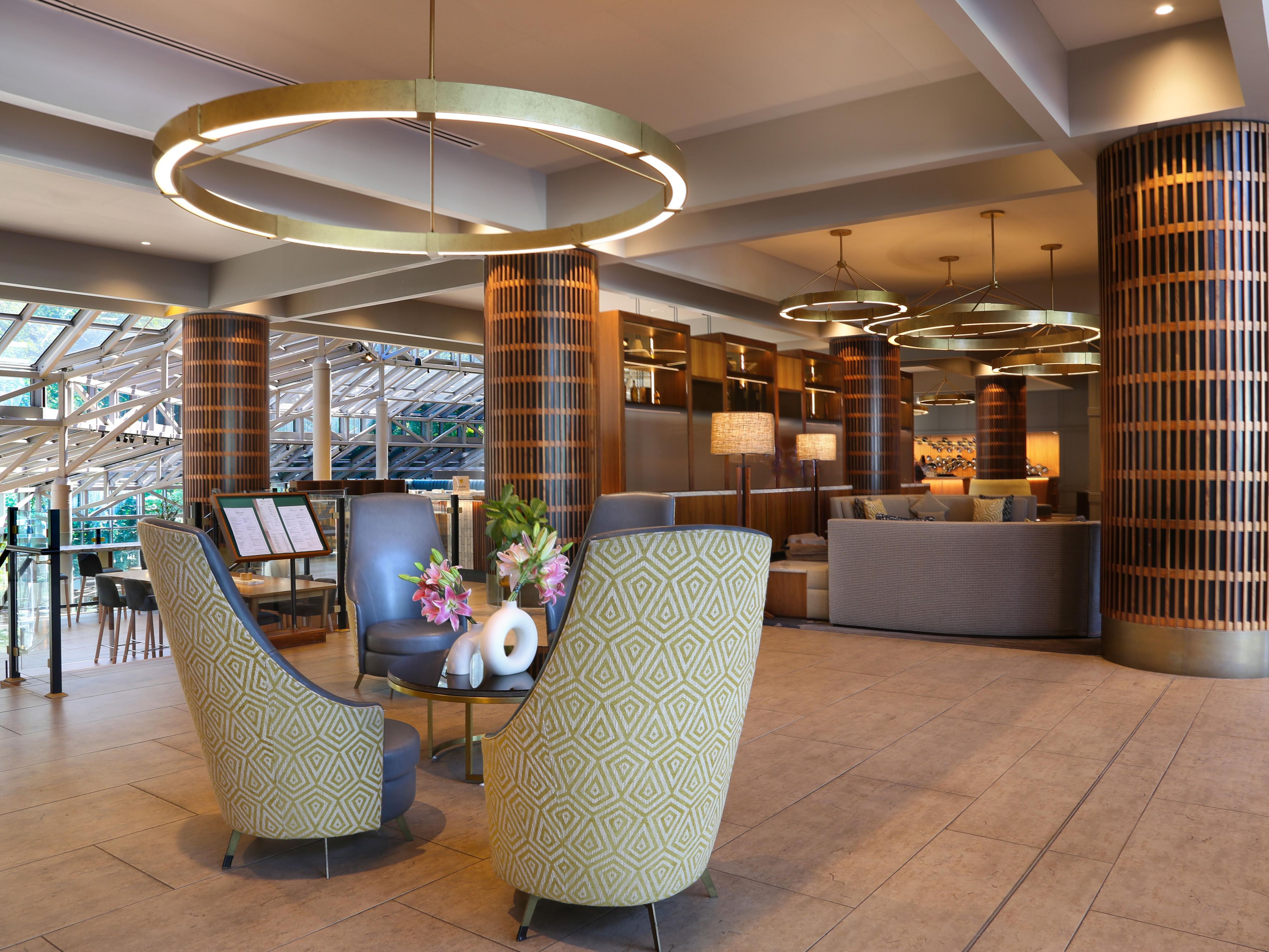 Take advantage of our location and enjoy warm-hearted hospitality.