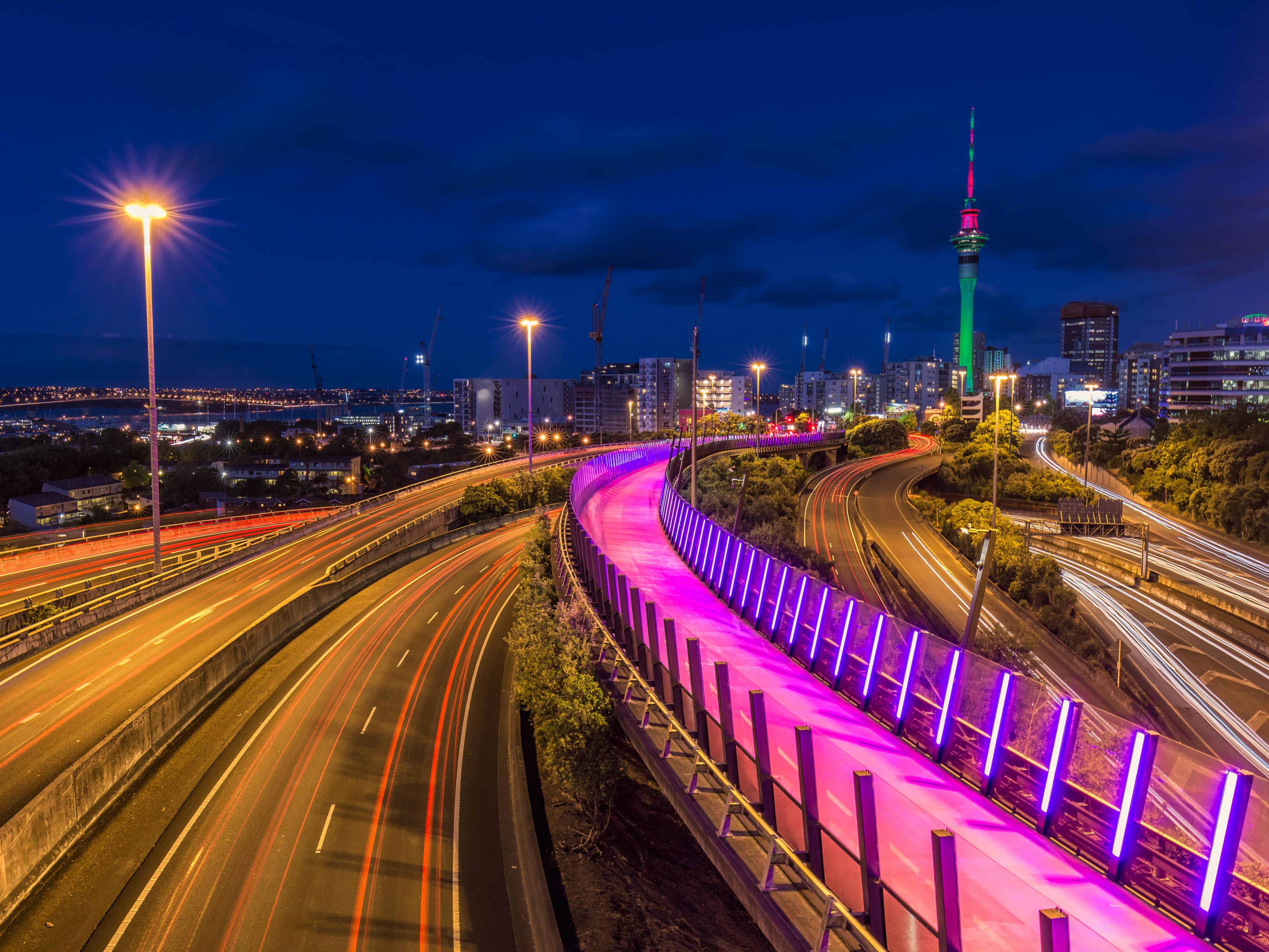 Stay in the heart of the city and never worry about parking again. Crowne Plaza Auckland is conveniently located in the CBD, with the Atrium Car Park right next door. Enjoy easy access to all the best local attractions, shops, and restaurants without the hassle of finding a parking spot.