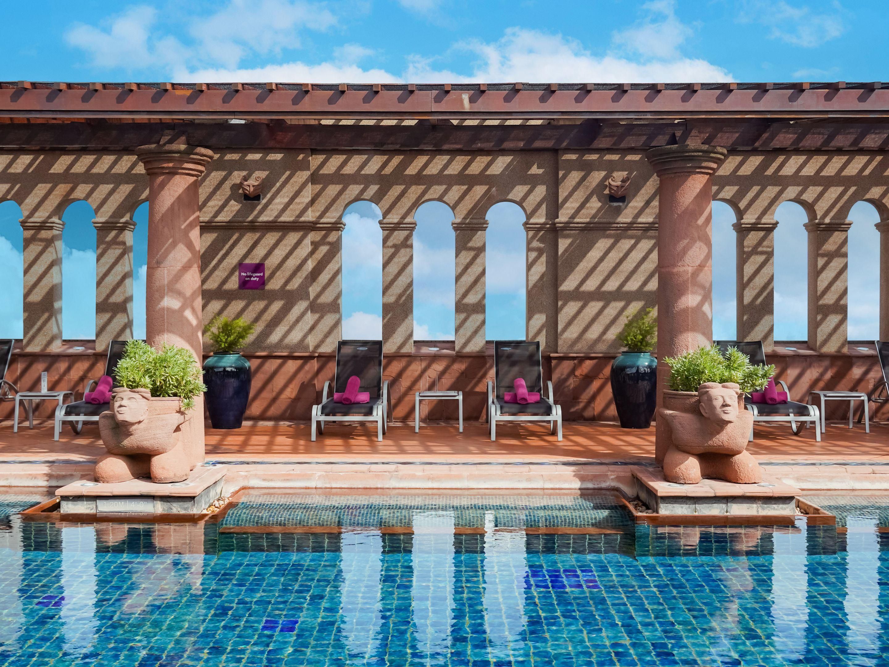 Unwind and Recharge at Our Outdoor Pool on level 24th, take a refreshing dip by the pool while enjoying a selection of delectable bites and beverages.
Operating Hours: 6:00 AM – 10:00 PM
Poolside Menu Available: 9:00 AM – 6:00 PM