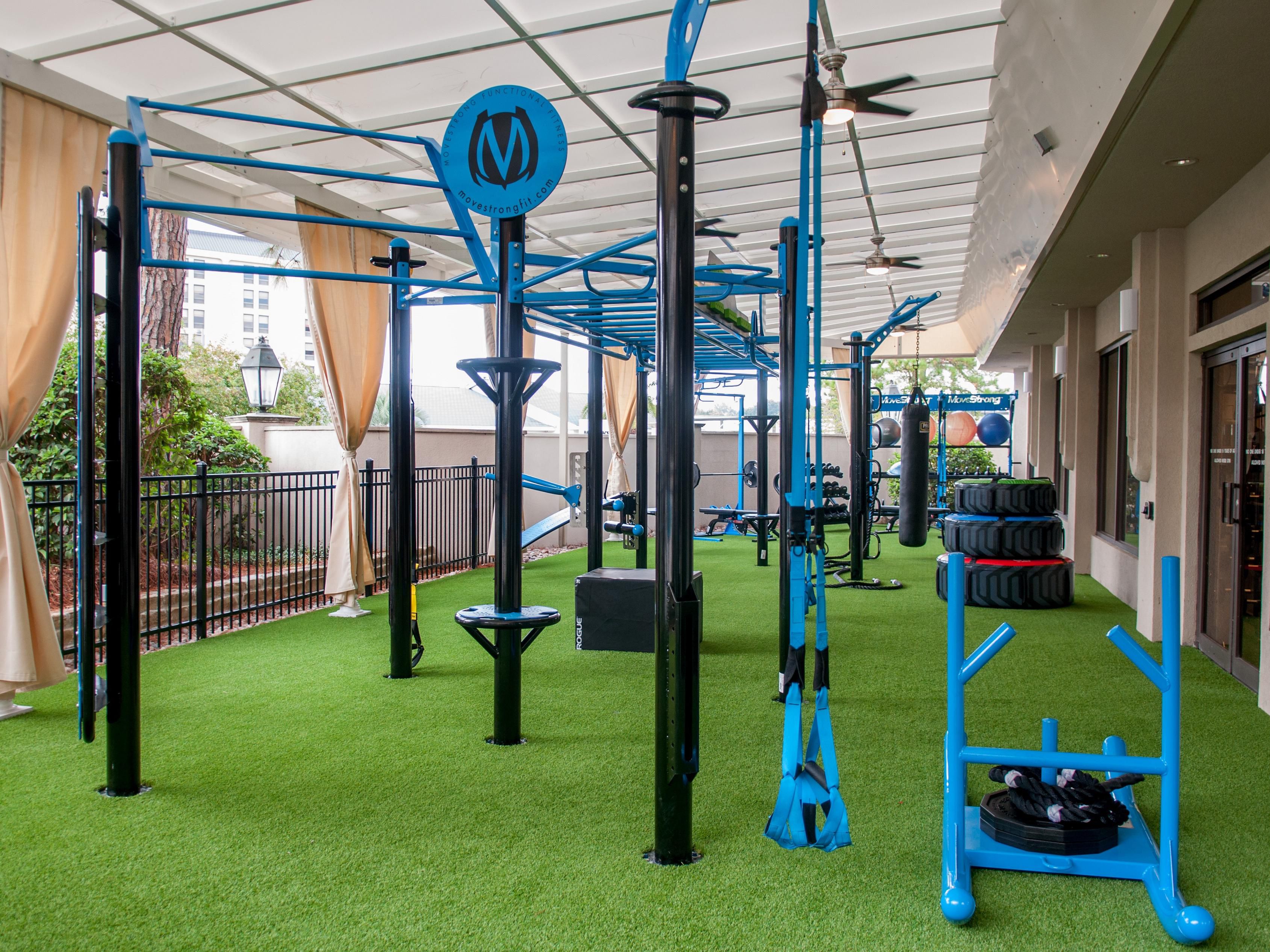 Revitalize your workout routine with a breath of fresh air in our state-of-the-art indoor and outdoor fitness centers. Our 24-hour indoor facility and open-air space offer free weights, kettlebells, climber bars, and cardio equipment for an invigorating workout.