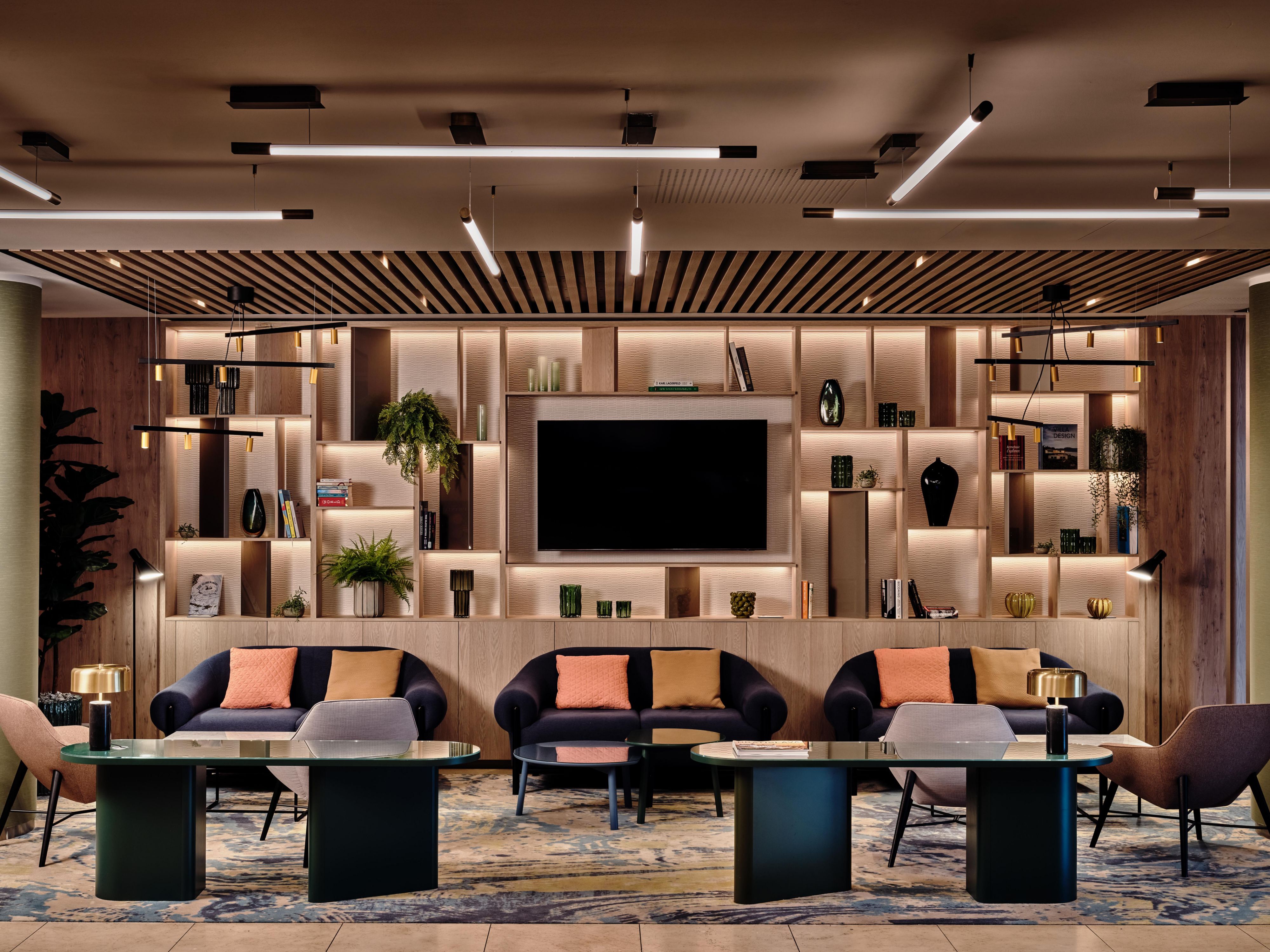 Discover the newly renovated public spaces at Crowne Plaza Bratislava! Enjoy a refreshed lobby, reception, Plaza Bar, and Fresh! restaurant, designed for comfort and elegance. Experience modern style in the heart of the city—whether you’re here to relax, work, or dine. Visit us and feel the difference!