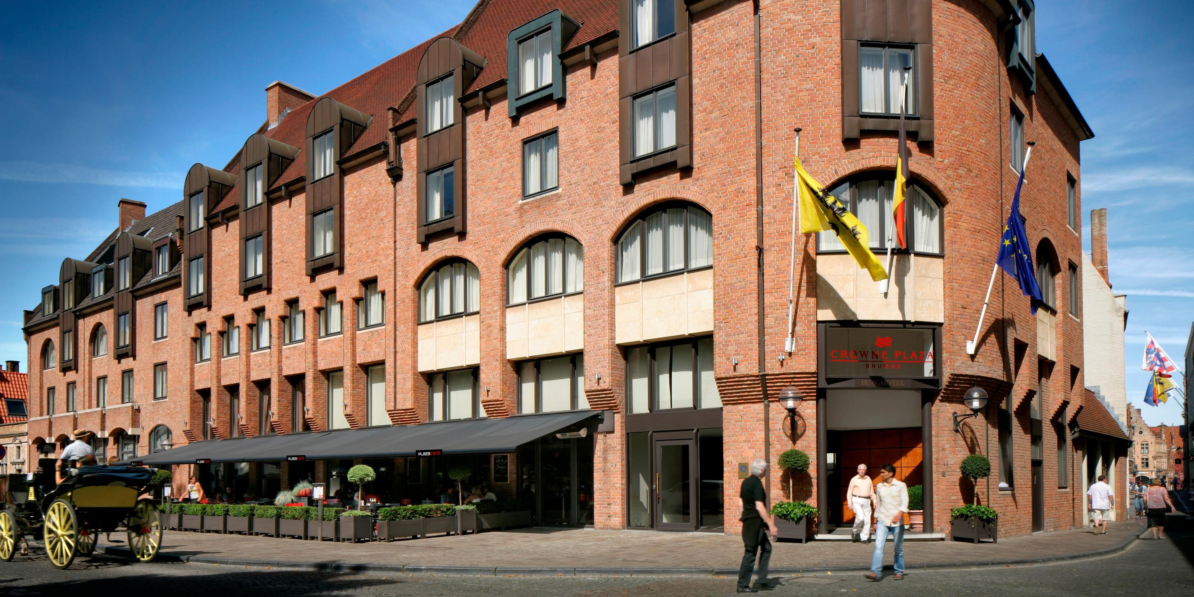 $hotelInfo.mediaDetails.welcomePhotos.primaryPhoto.caption}