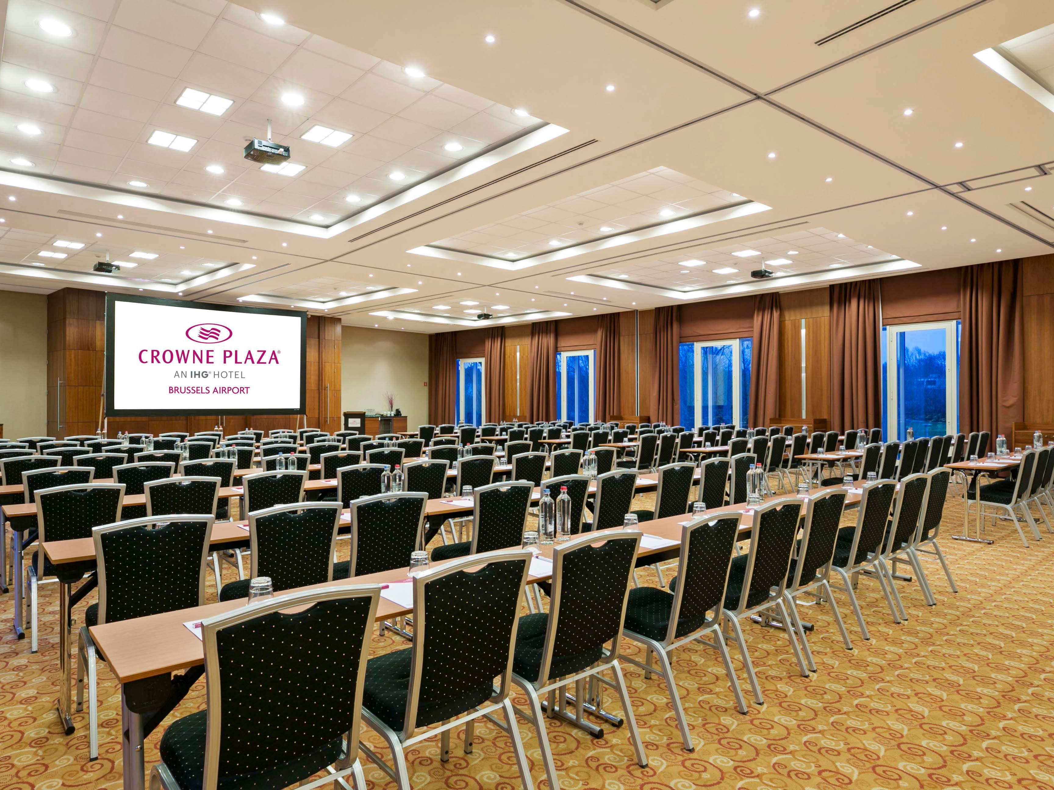 Host your meetings, conferences, seminars, and celebrations in our 18 versatile rooms, including the Merode Room for up to 350 guests, two boardrooms, and intimate breakout spaces that foster connection. As part of Meeting for Good, we champion sustainability, from reduced HVAC usage to food waste reduction.