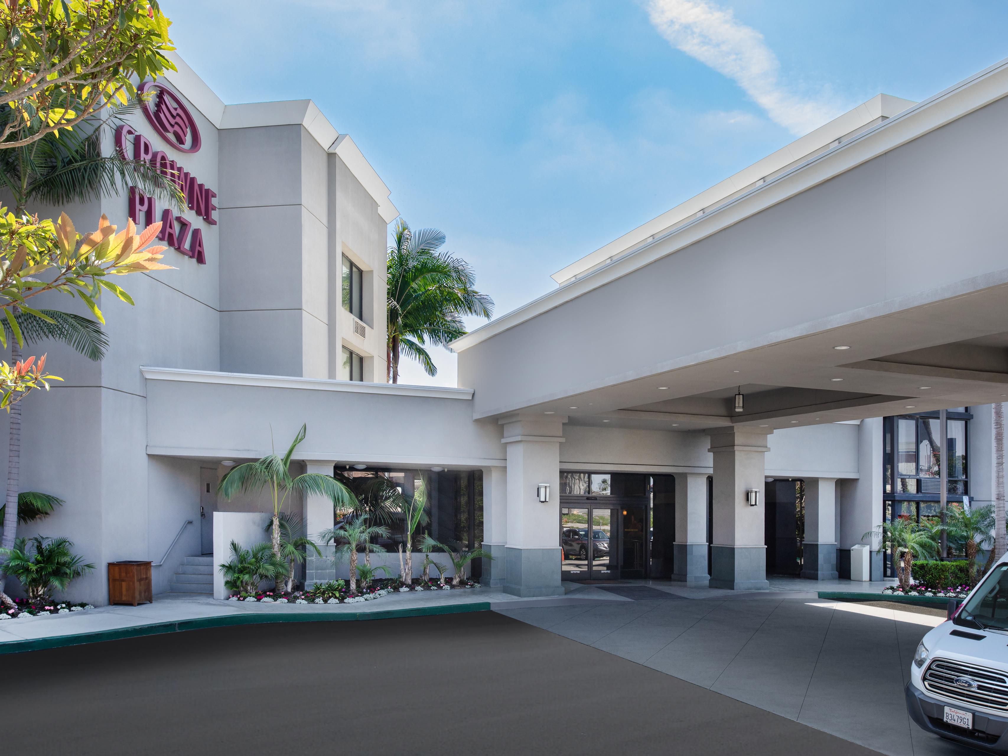 Best hotel to stay in the heart of Costa Mesa.