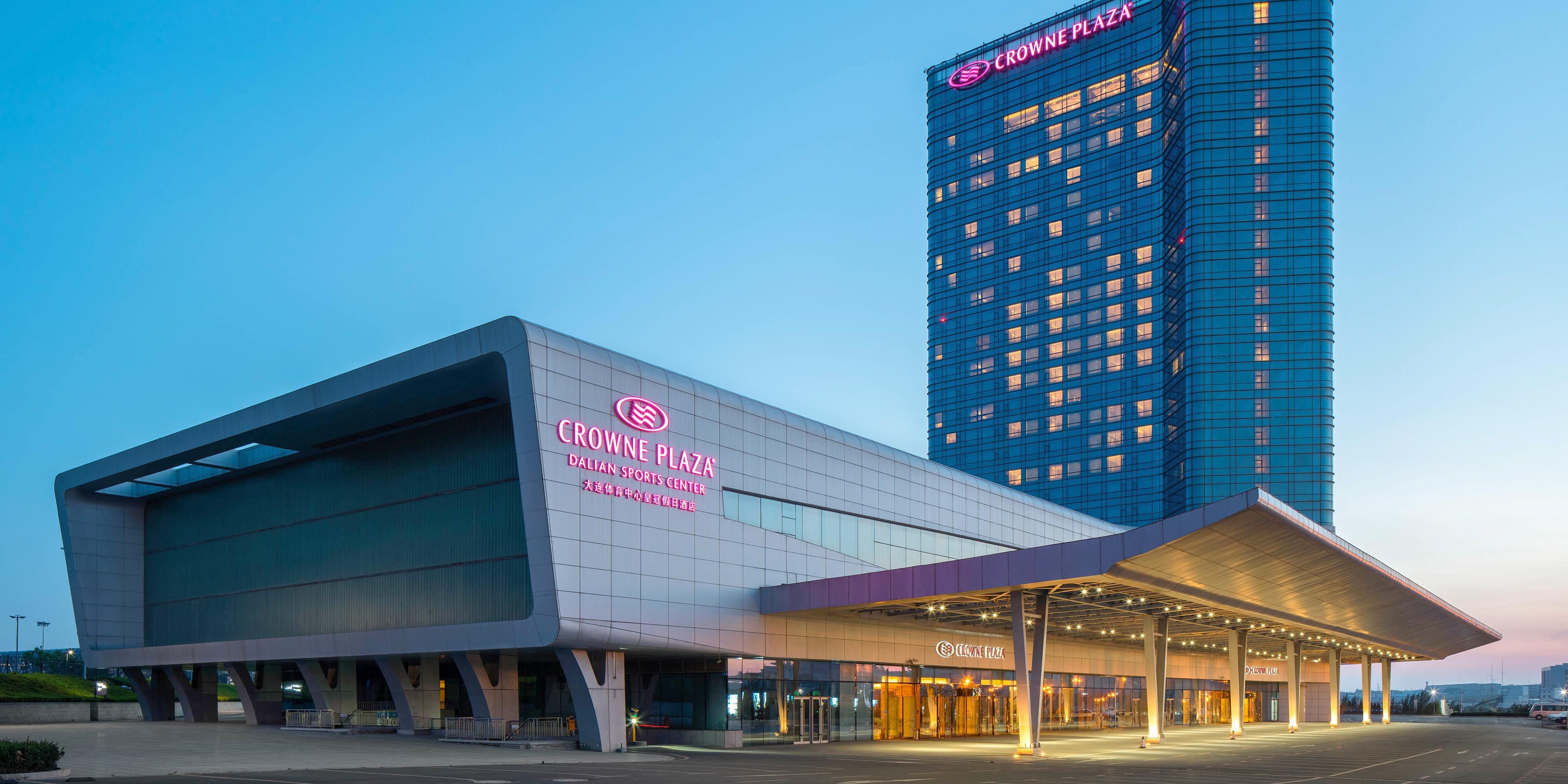 $hotelInfo.mediaDetails.welcomePhotos.primaryPhoto.caption}