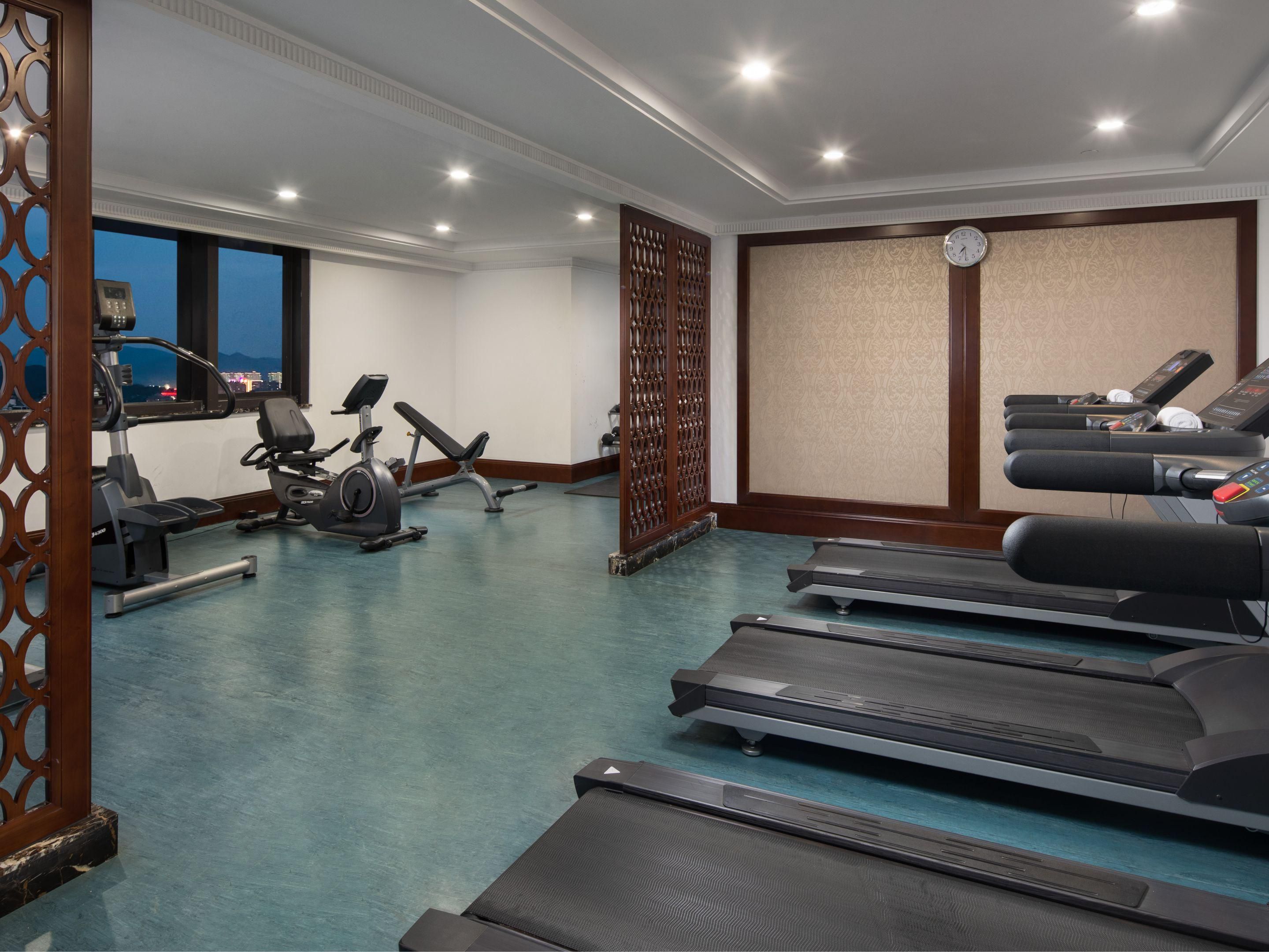 Fitness Centre is located at 6F, where all facilities in the gymnasium are available for hotel guests 24 hours a day.