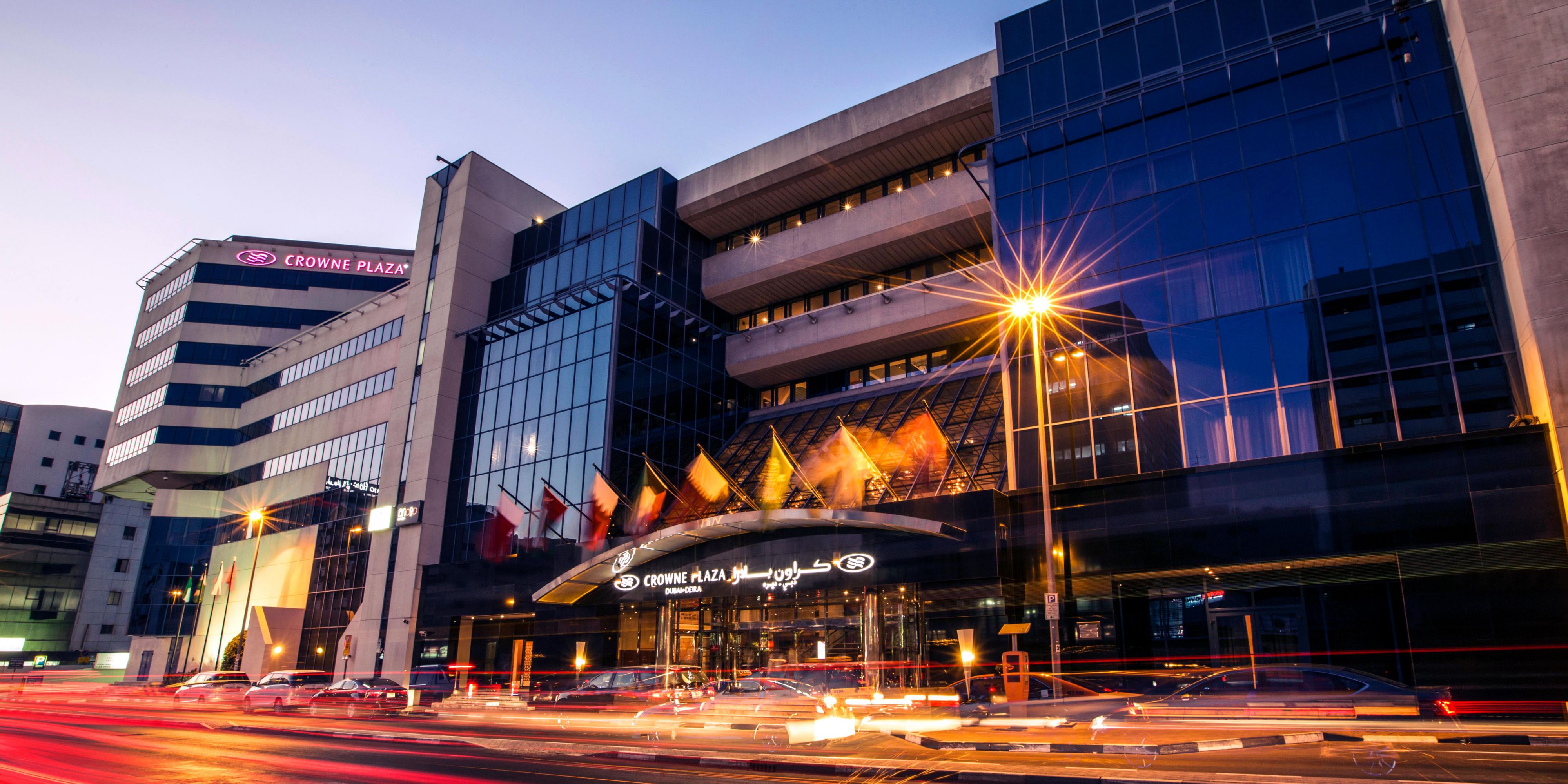 $hotelInfo.mediaDetails.welcomePhotos.primaryPhoto.caption}