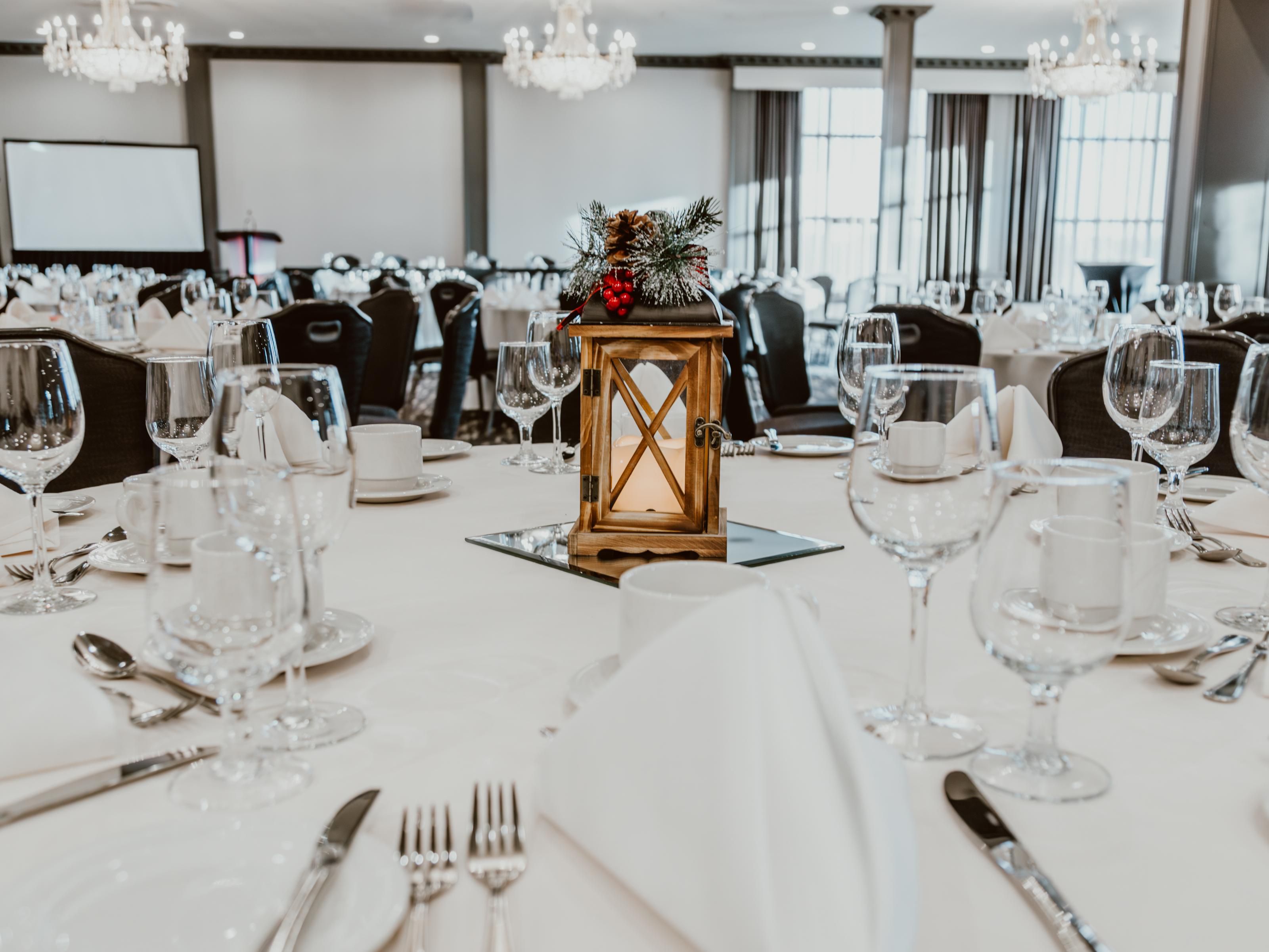 Our elegant event spaces, adorned with festive décor and a Christmas tree, provide the perfect backdrop for your gatherings. Indulge in a holiday buffet or a three-course plated dinner crafted by Executive Chef Matt Mackenzie. Make this season unforgettable—book your Christmas party with us today!