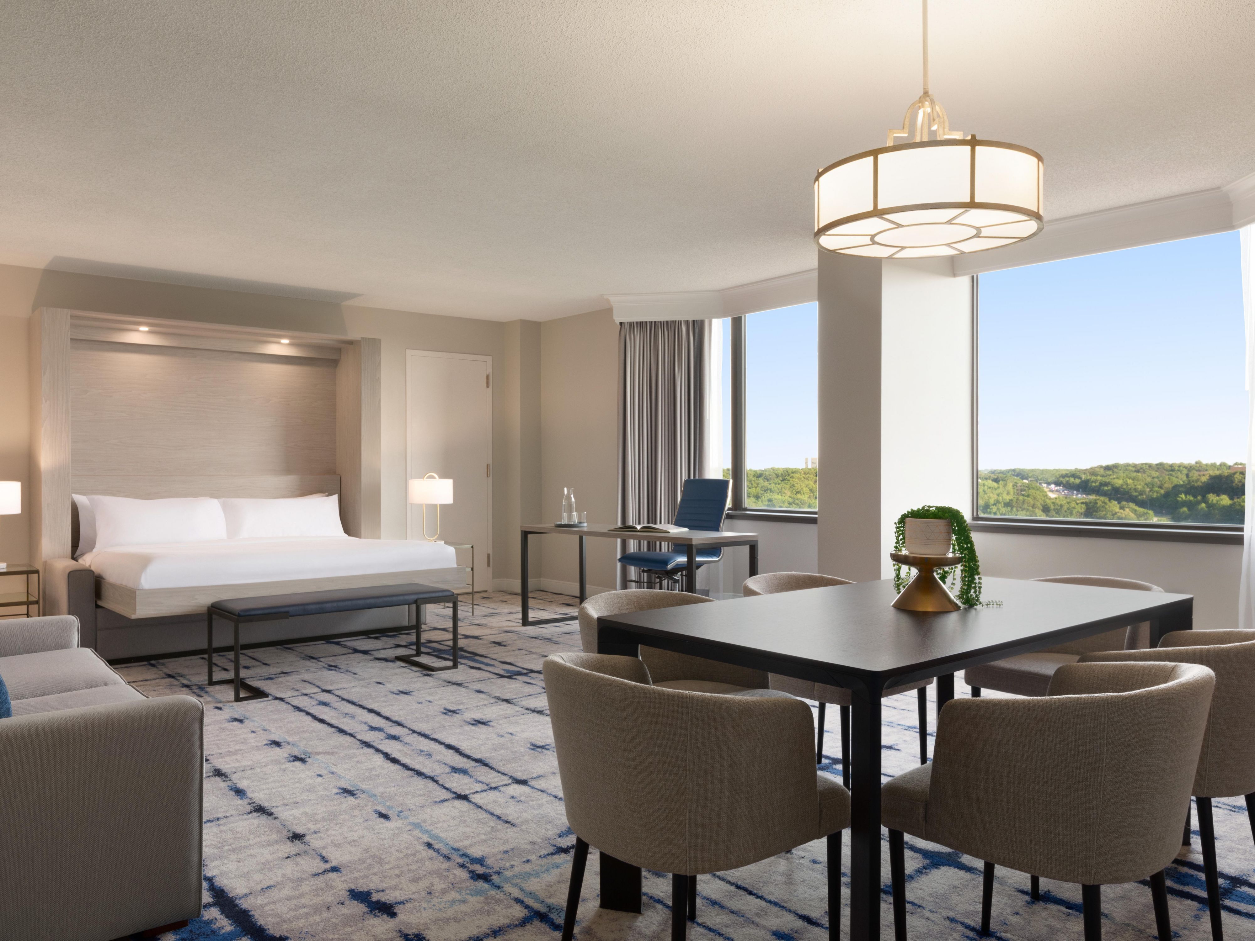 Step into comfort and style in our chic smoke-free rooms, designed with your needs in mind. Blending functionality and relaxation in a sophisticated setting, our rooms provide the perfect space for productivity and play. With a dedicated workspace, free Wi-Fi, premium bedding, and spa-like bathrooms, every detail is curated for your comfort. 