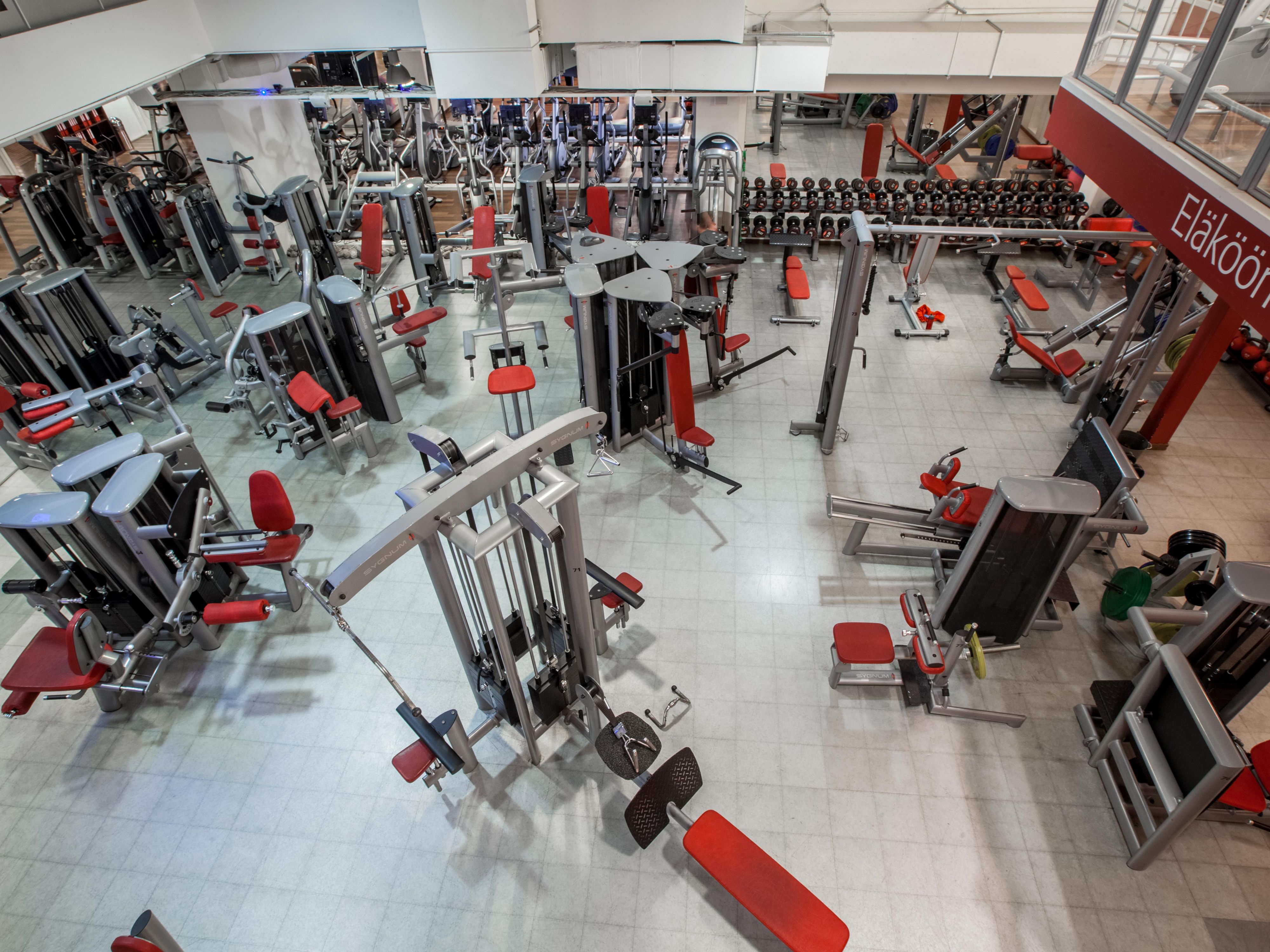 Forever Health Club is one of the best health clubs in Helsinki. When you stay at the Crowne Plaza Helsinki - Hesperia, you get free access to health club. The exercise possibilities are various – state-of-the-art gym, aerobic, crosstraining, X-biking, mental training, swimming pool and so on. Sauna, massage and beaty salon are also available.