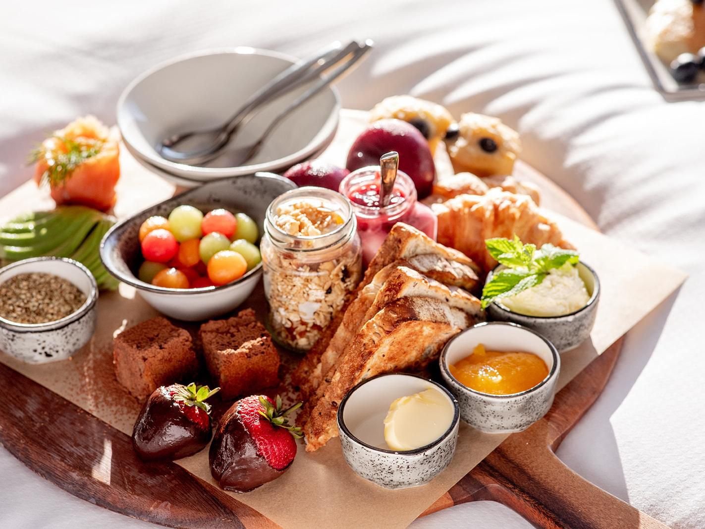 In-room dining options