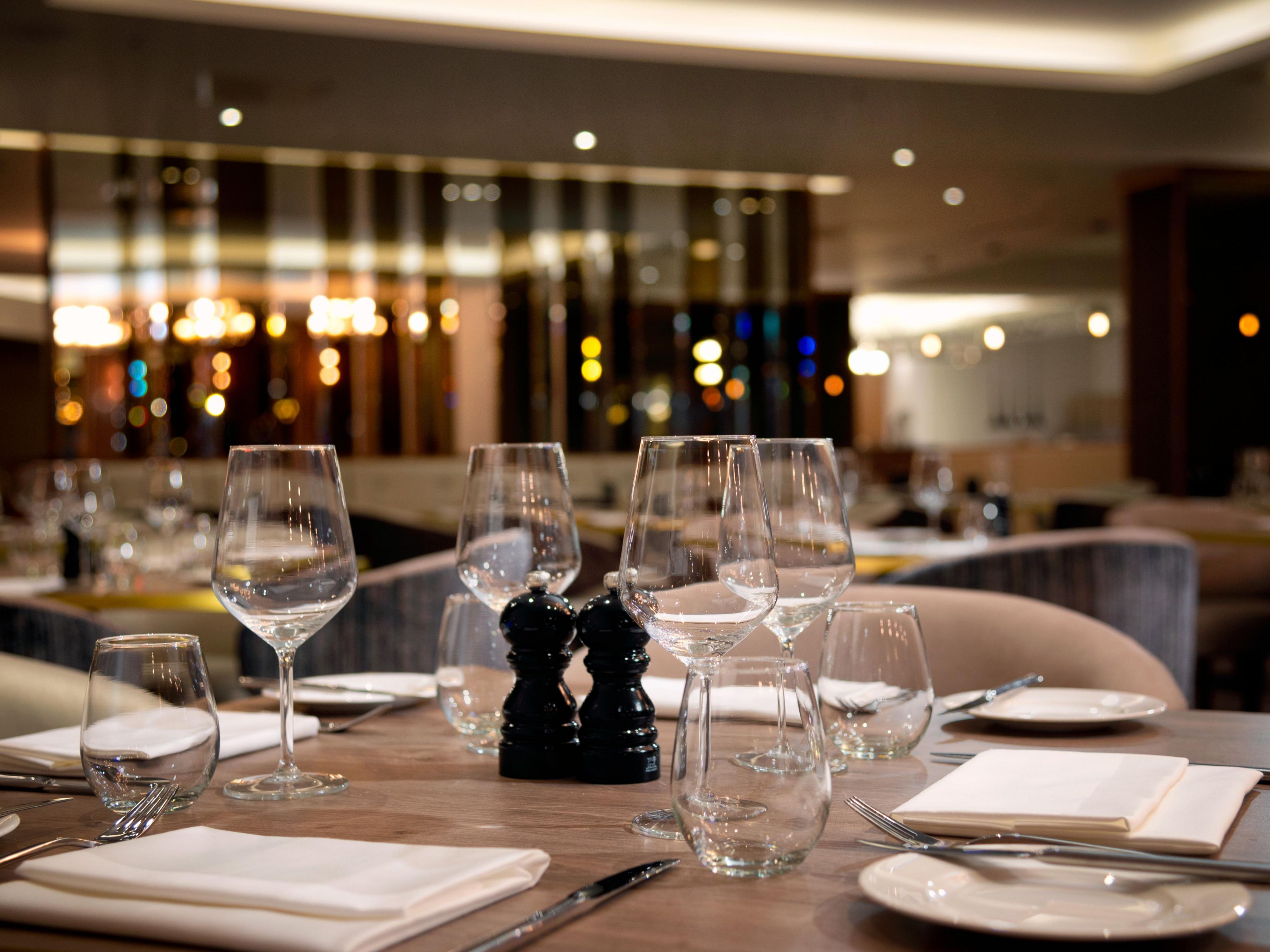 Our sleek award winning Urban Brasserie restaurant with a 2 rosette accreditation from AA, offers Mediterranean, Asian and modern British dishes