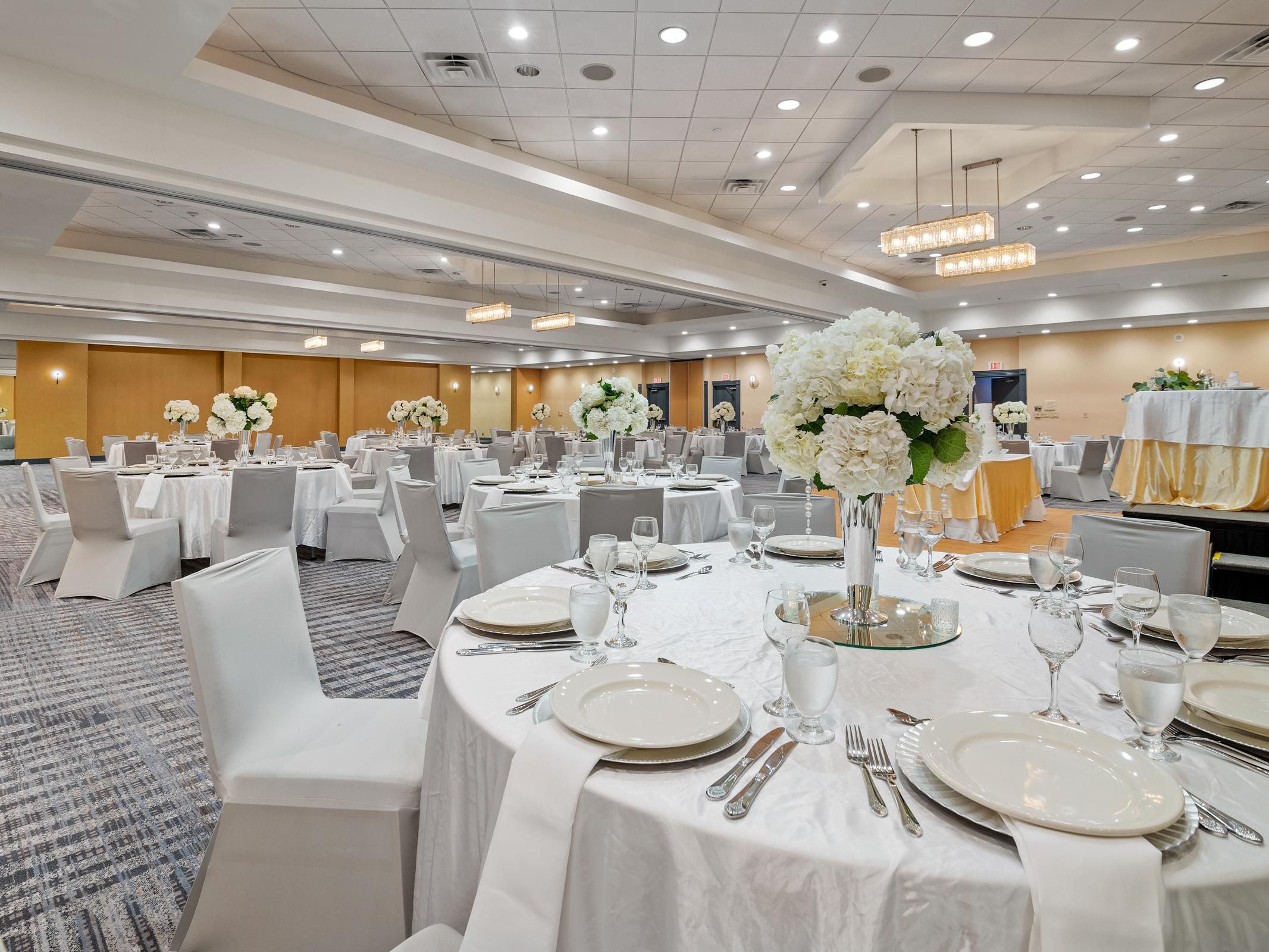 For grand celebrations and large gatherings, our spacious Windsor Ballroom sets the stage for a perfect evening. Our ballroom, for up to 500 guests, is elegantly designed to suit every occasion. Plan your dream wedding, host a grand gala, or schedule a corporate conference. Our stunning venue and customized services will bring your event to life.

