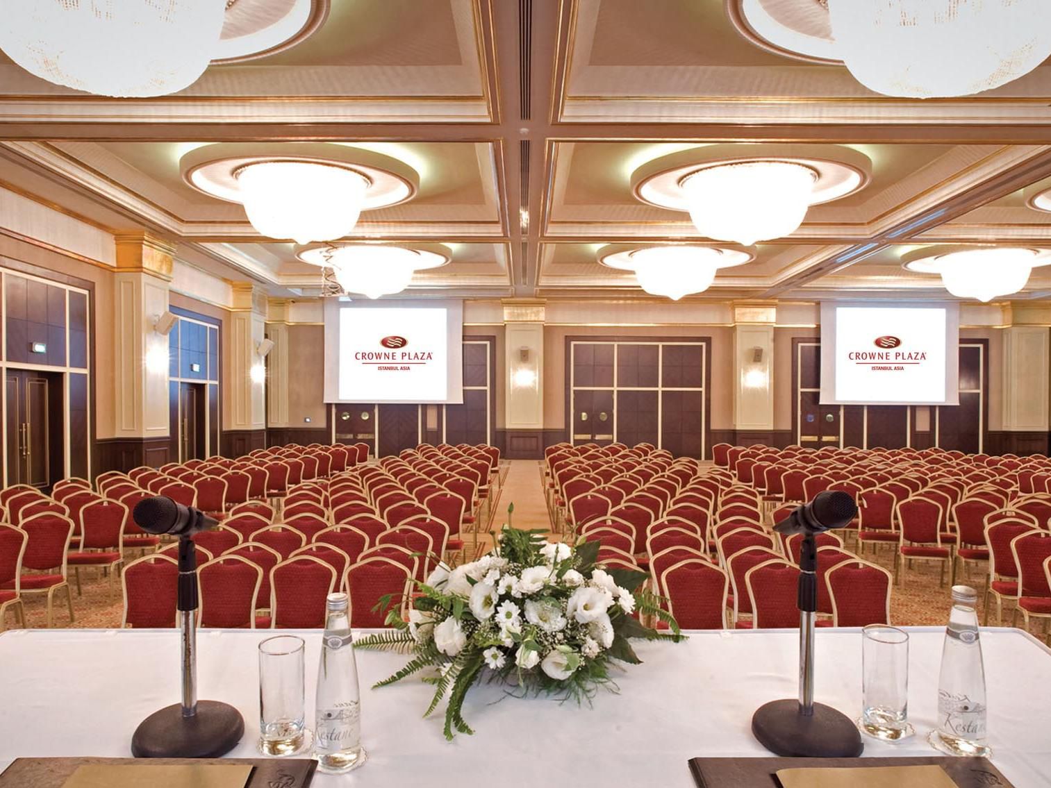 With a total area of 9,840 square meters, the Crowne Plaza Istanbul Asia has the capability to host a great variety of events including weddings, parties, product launches and corporate meetings. In our spacious venue, we help you gain praise for your events by bringing together all the details that will make your guests leave happy.