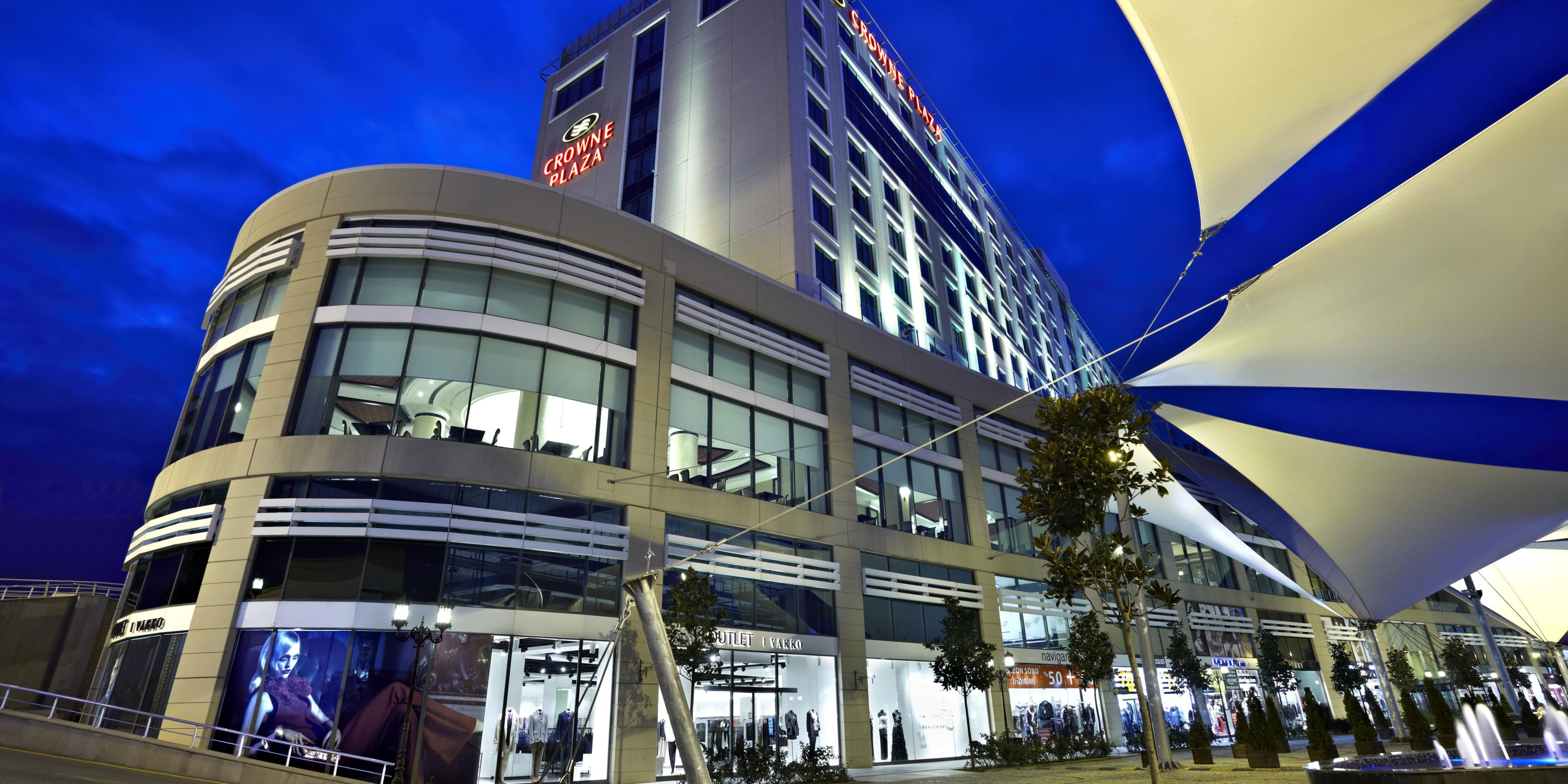 $hotelInfo.mediaDetails.welcomePhotos.primaryPhoto.caption}