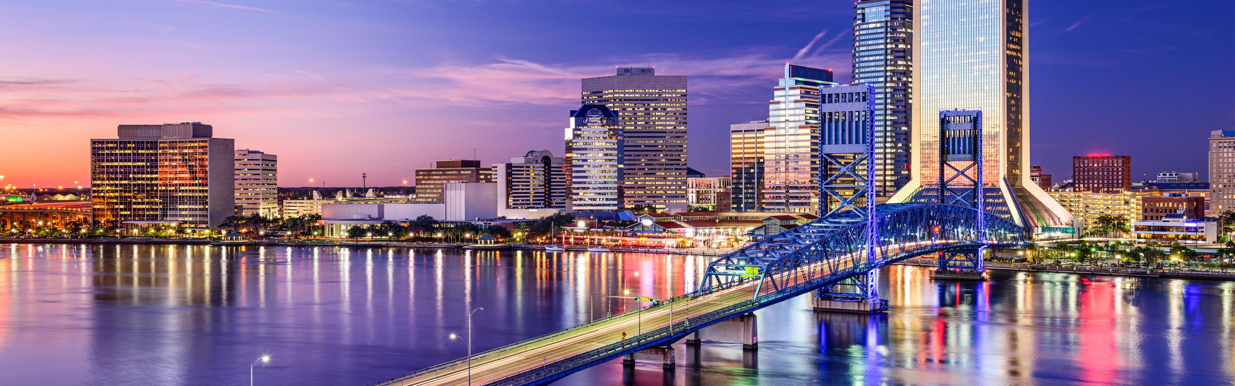Our Jacksonville hotel offers easy access to local attractions.