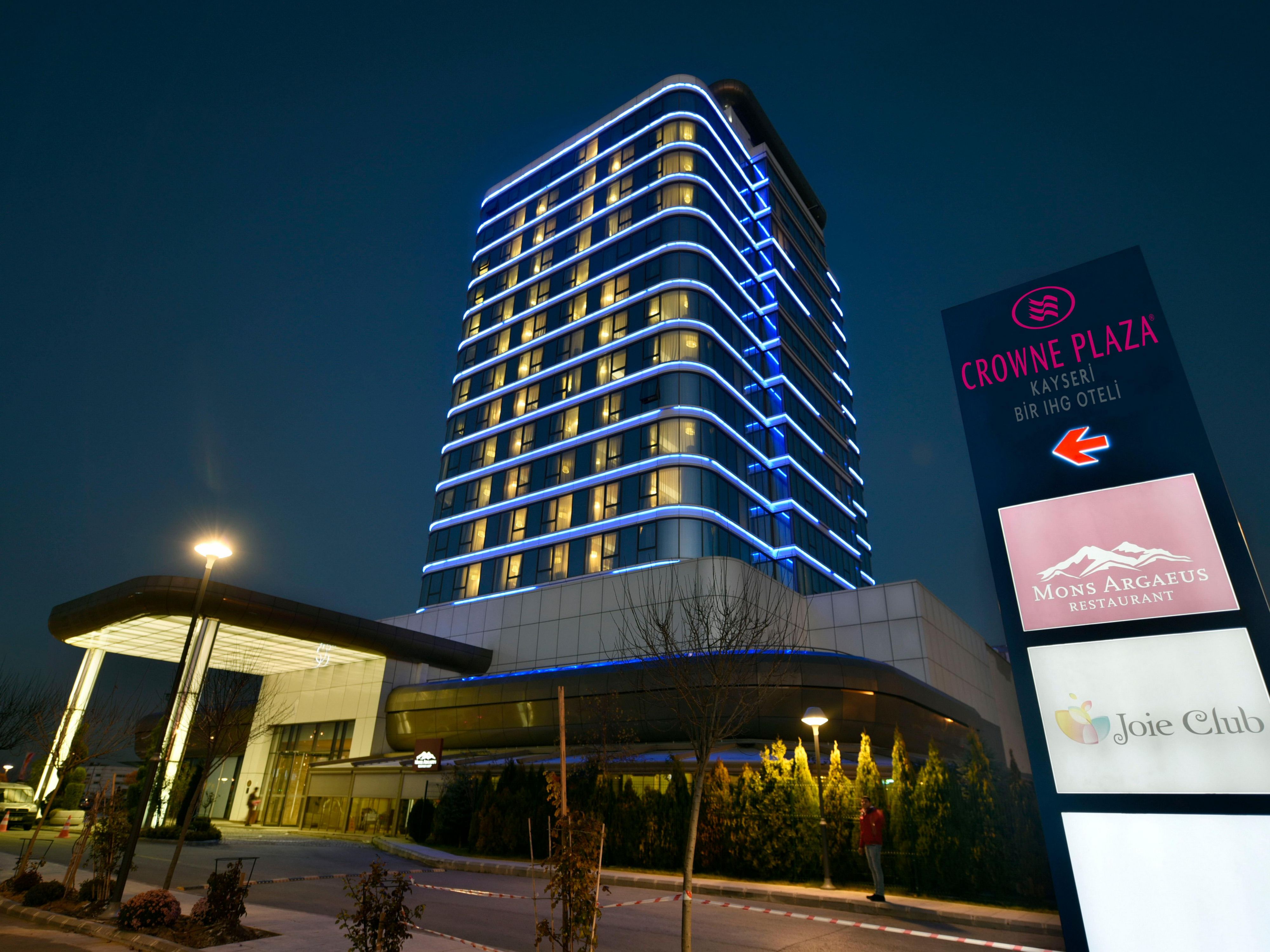 Hotel Exterior Vertical