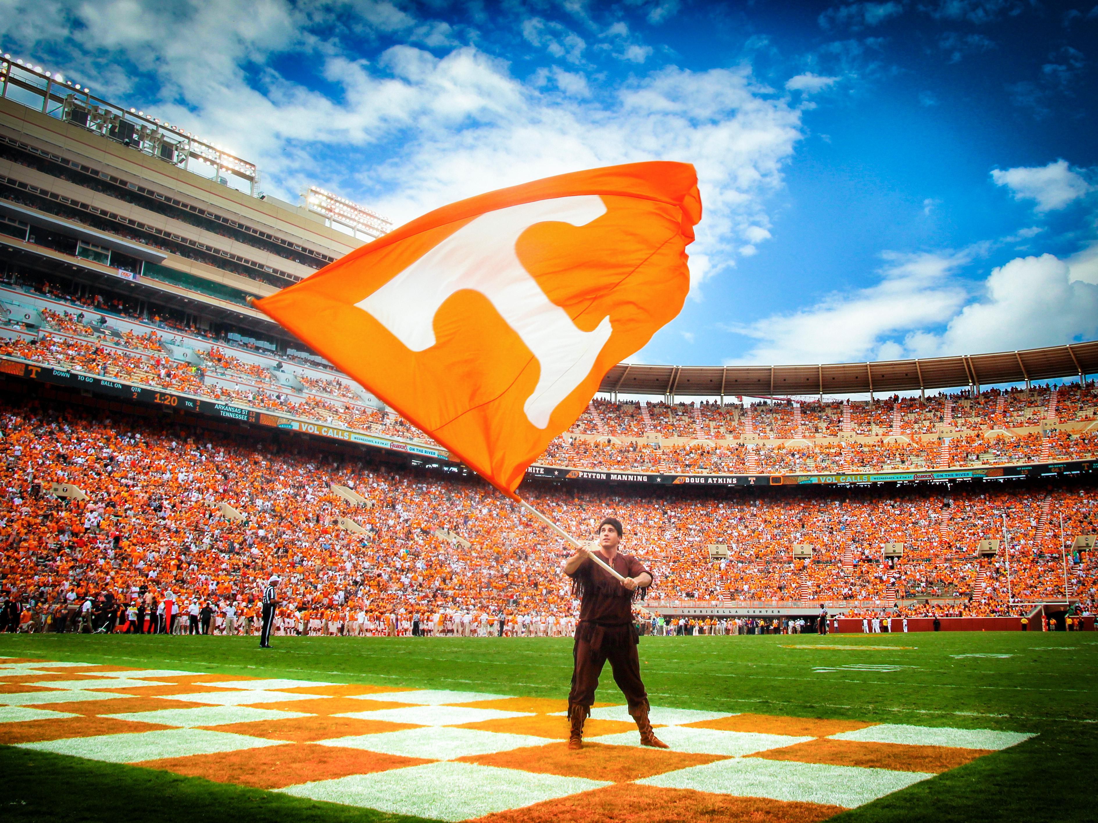 Stay steps from the action at Crowne Plaza Knoxville Downtown University! Our prime location puts you near Neyland Stadium for all University of Tennessee Volunteers football games. Make game day stress-free—book your stay now for upcoming Vols matchups and experience Big Orange Country in comfort!