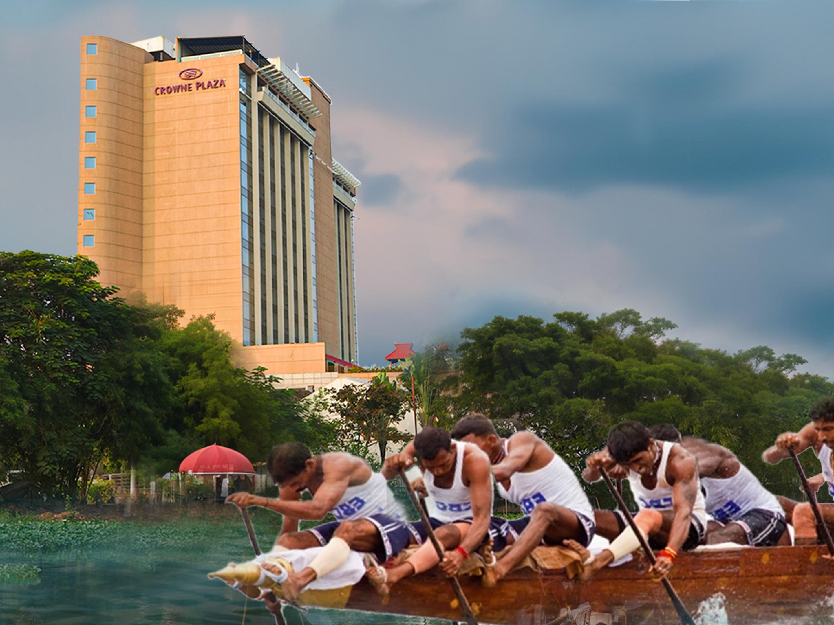 Explore Kerala's serene backwaters with a thrilling snake boat ride or a relaxing boat cruise. Whether seeking tranquility or adventure, these experiences are perfect for groups and leisure. Enjoy a peaceful ride with friends or family, unwinding as you soak in the beauty of nature’s finest landscapes.