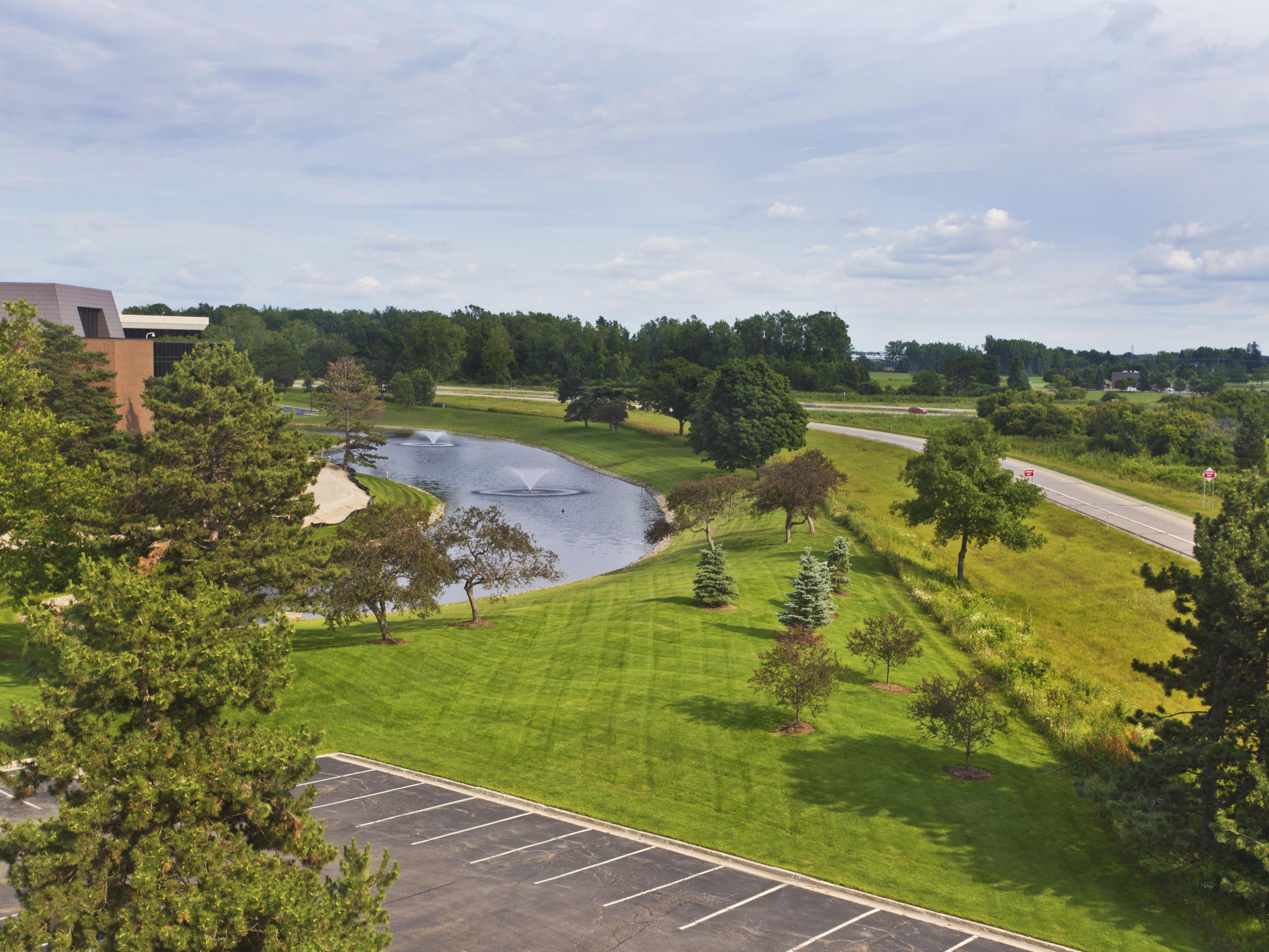 Enjoy the convenience of complimentary parking and Wi-Fi during your stay. Our well-lit lot offers ample space for hotel guests and event attendees, with overflow parking available for larger gatherings. Our spacious surface lot provides convenient parking and easy access for buses and large vehicles, ensuring smooth arrivals and departures.
