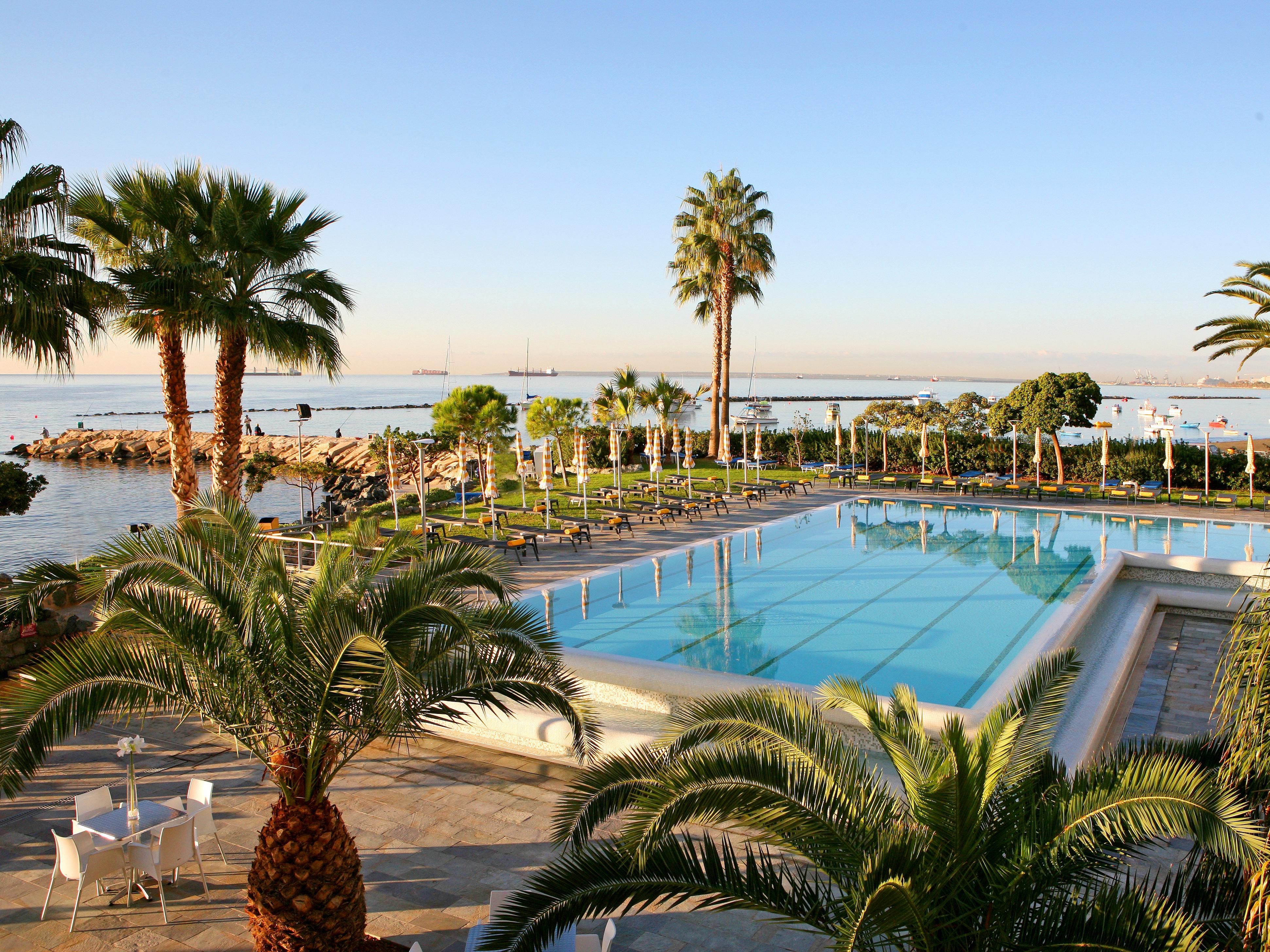 Refresh yourself in our overflow outdoor pool by the sea.