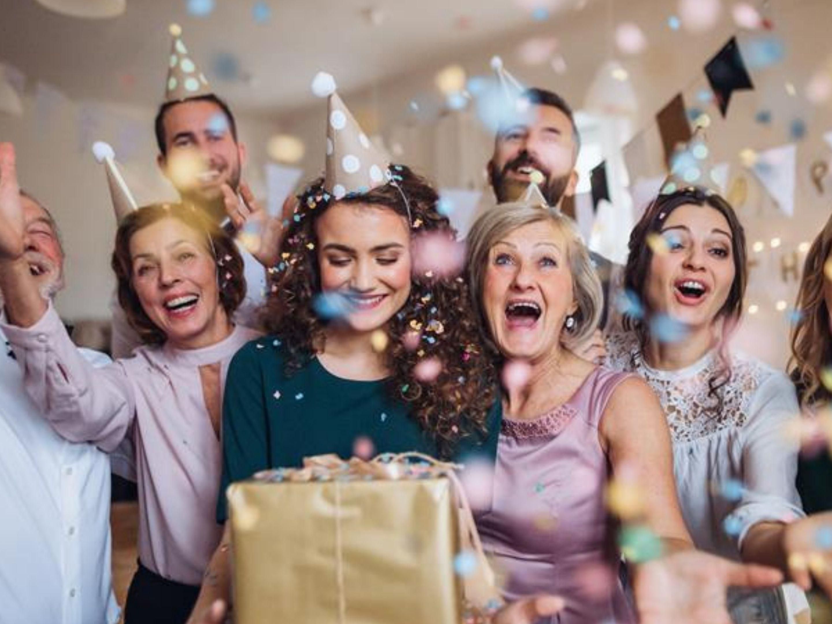 Welcome to spk, where Liverpool’s food heritage takes centre stage. Our menu brings together timeless local favourites and modern twists, from hearty bowls of Pea Wack Soup to corned beef hash inspired by generations of Scouse kitchens. You’ll also find British classics like local ale battered haddock and indulgent puds such as skillet brownies.