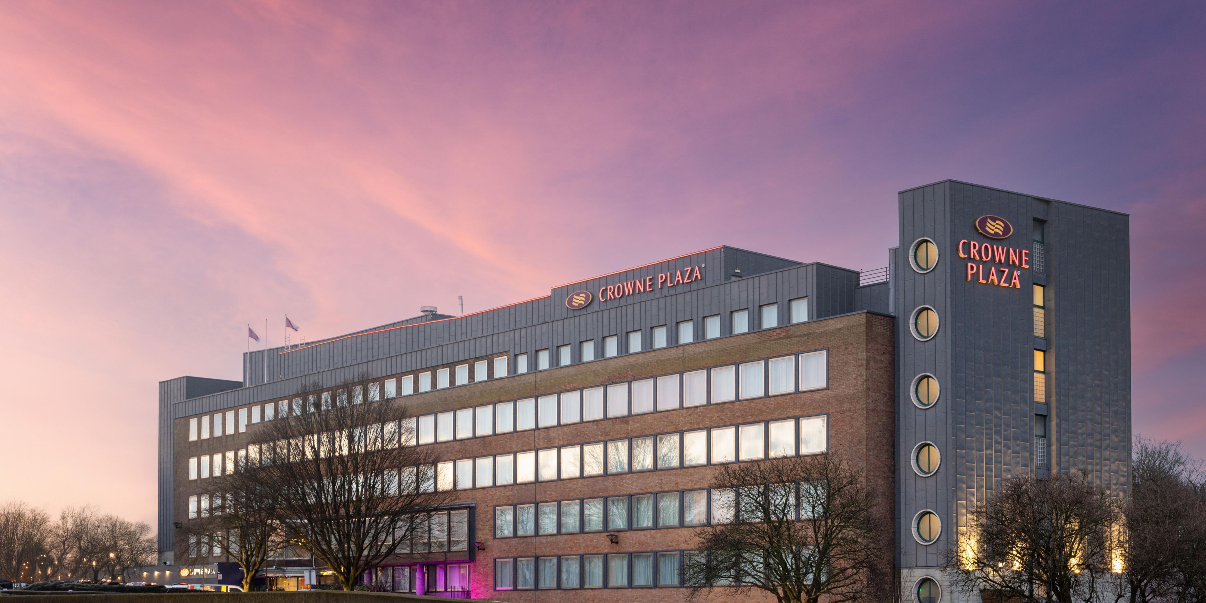 $hotelInfo.mediaDetails.welcomePhotos.primaryPhoto.caption}