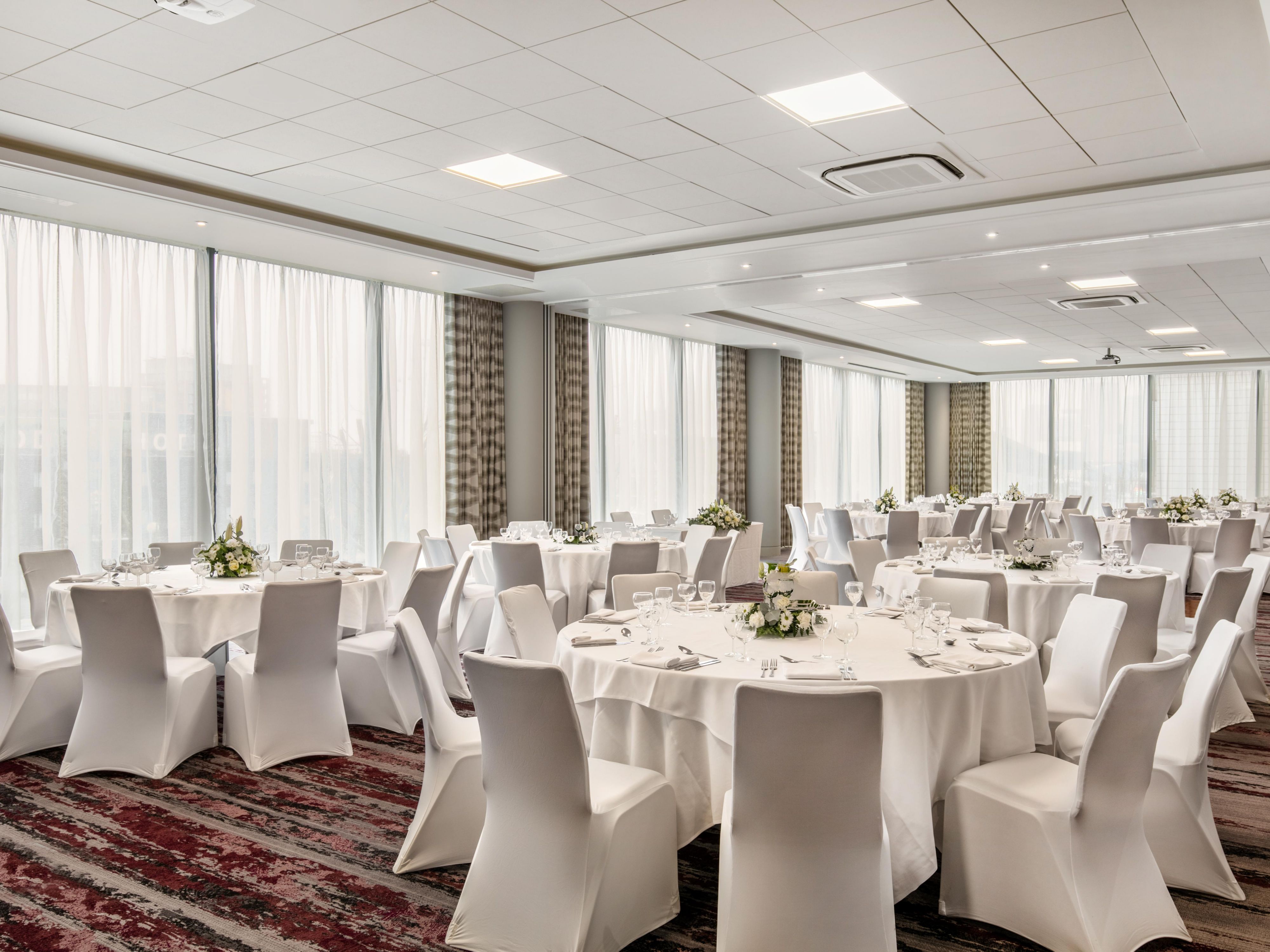 Plan a more sustainable meeting experience at Crowne Plaza London Docklands